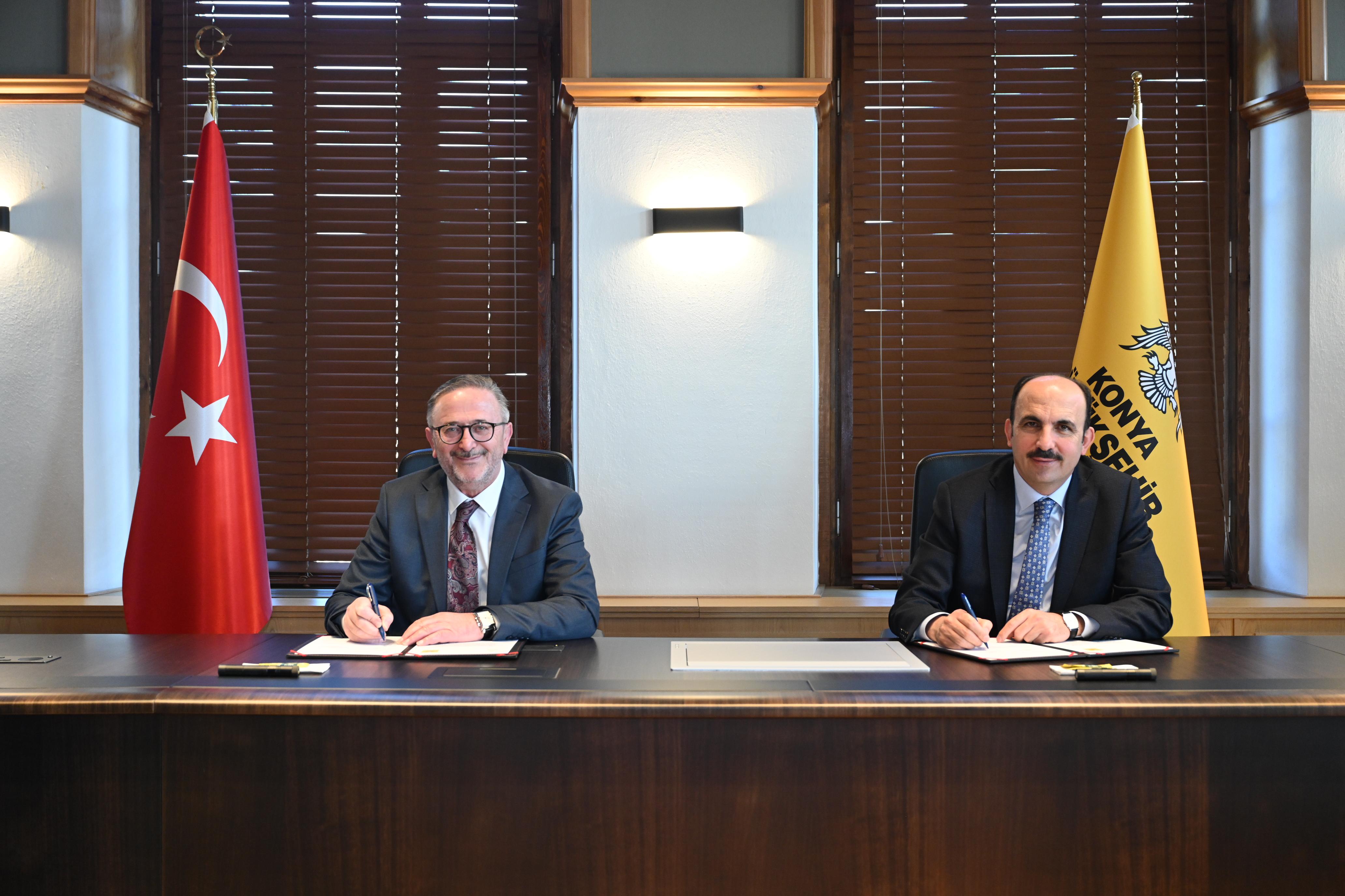 KOYUNOĞLU MÜZESİ’NDEKİ YAZMA ESERLER TÜRKİYE YAZMA ESERLER KURUMU’NA DEVREDİLDİ