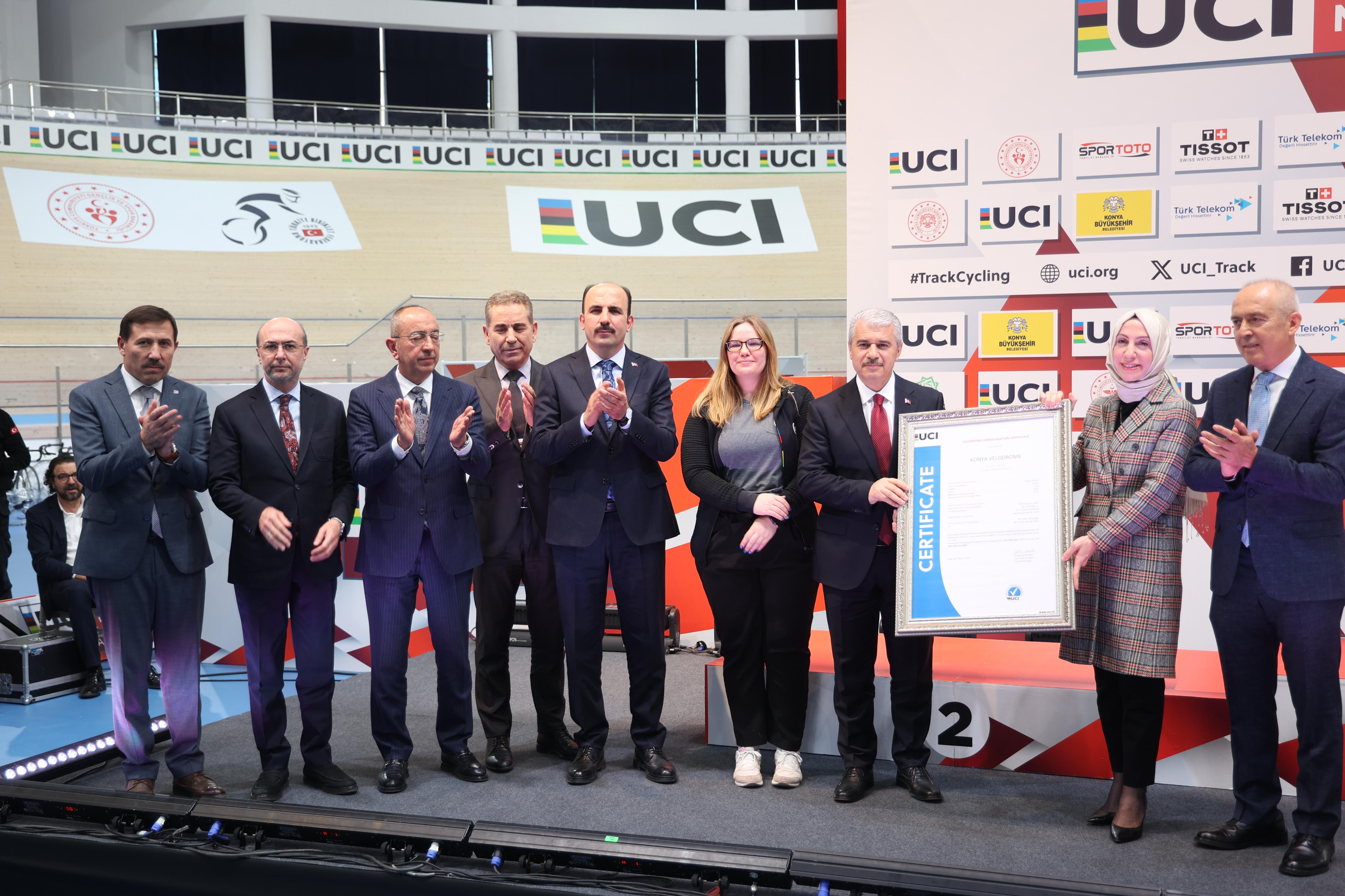 DÜNYANIN EN PRESTİJLİ ORGANİZASYONLARINDAN “2025 UCI PİST BİSİKLETİ ULUSLAR KUPASI” KONYA’DA BAŞLADI