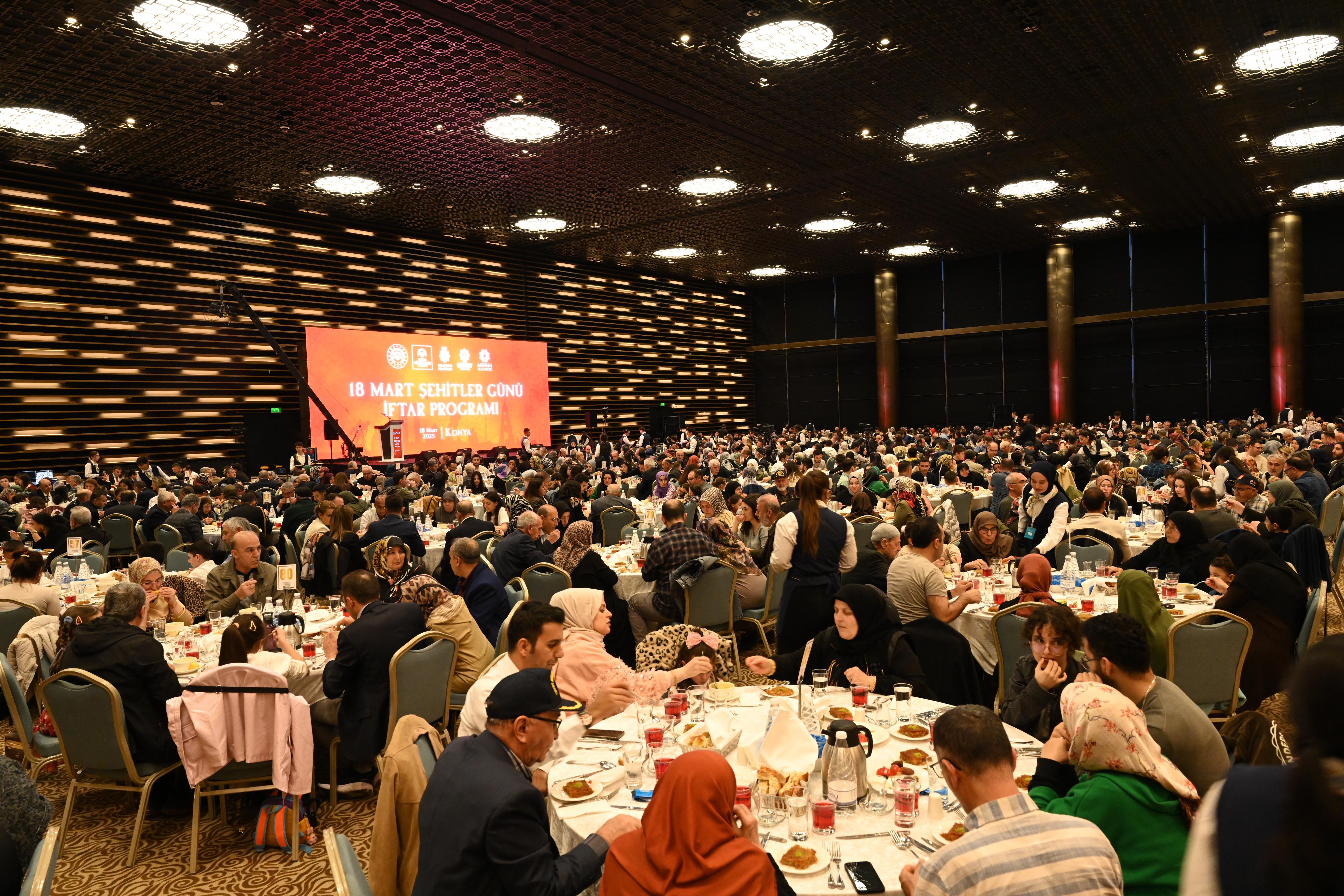 KONYA’DAKİ ŞEHİT AİLELERİ, GAZİLER VE GAZİ YAKINLARI İFTARDA BULUŞTU