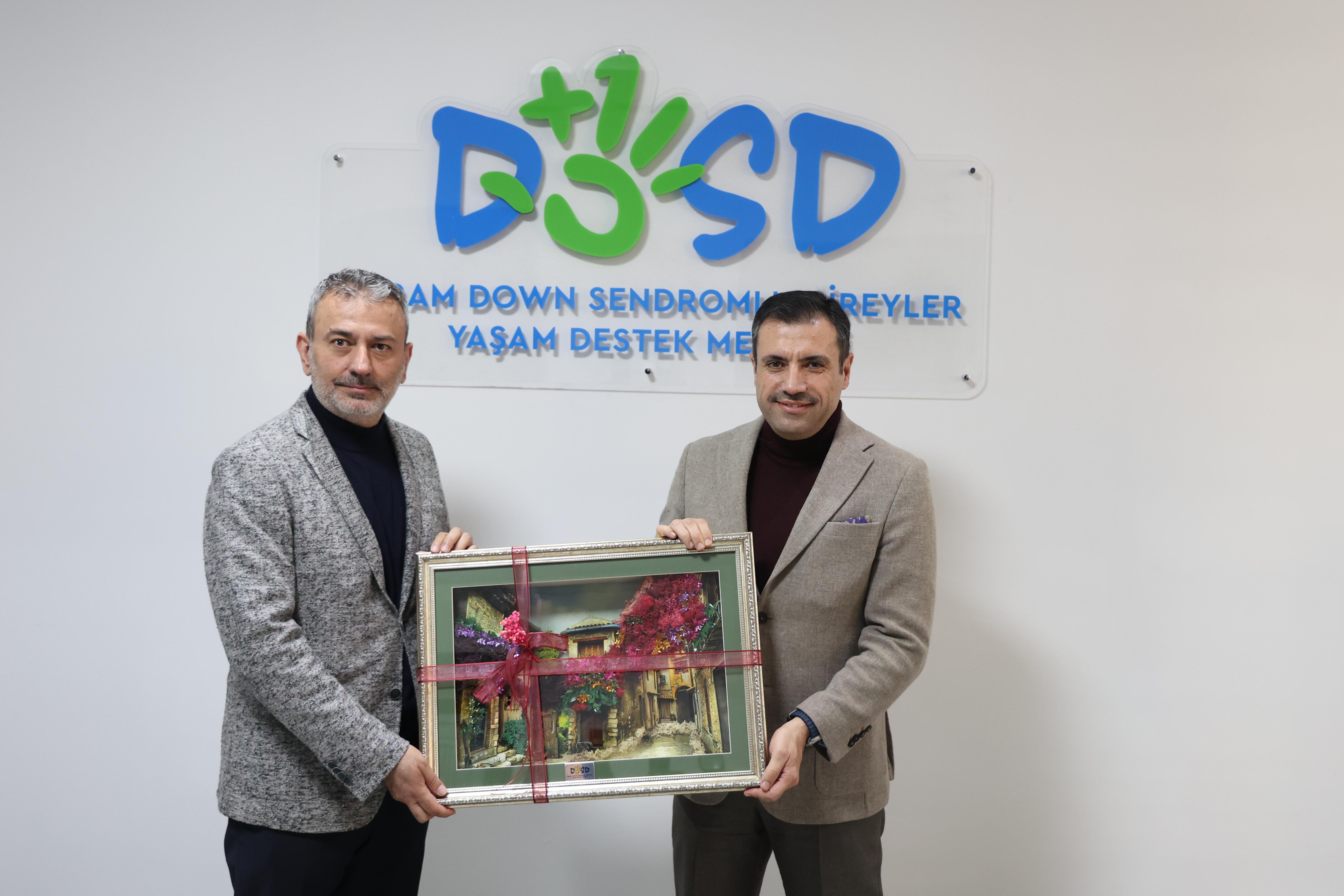 BAŞKANLAR DOSD MERAM’DA DOWN SENDROMLU ÇOCUKLARLA BULUŞTU