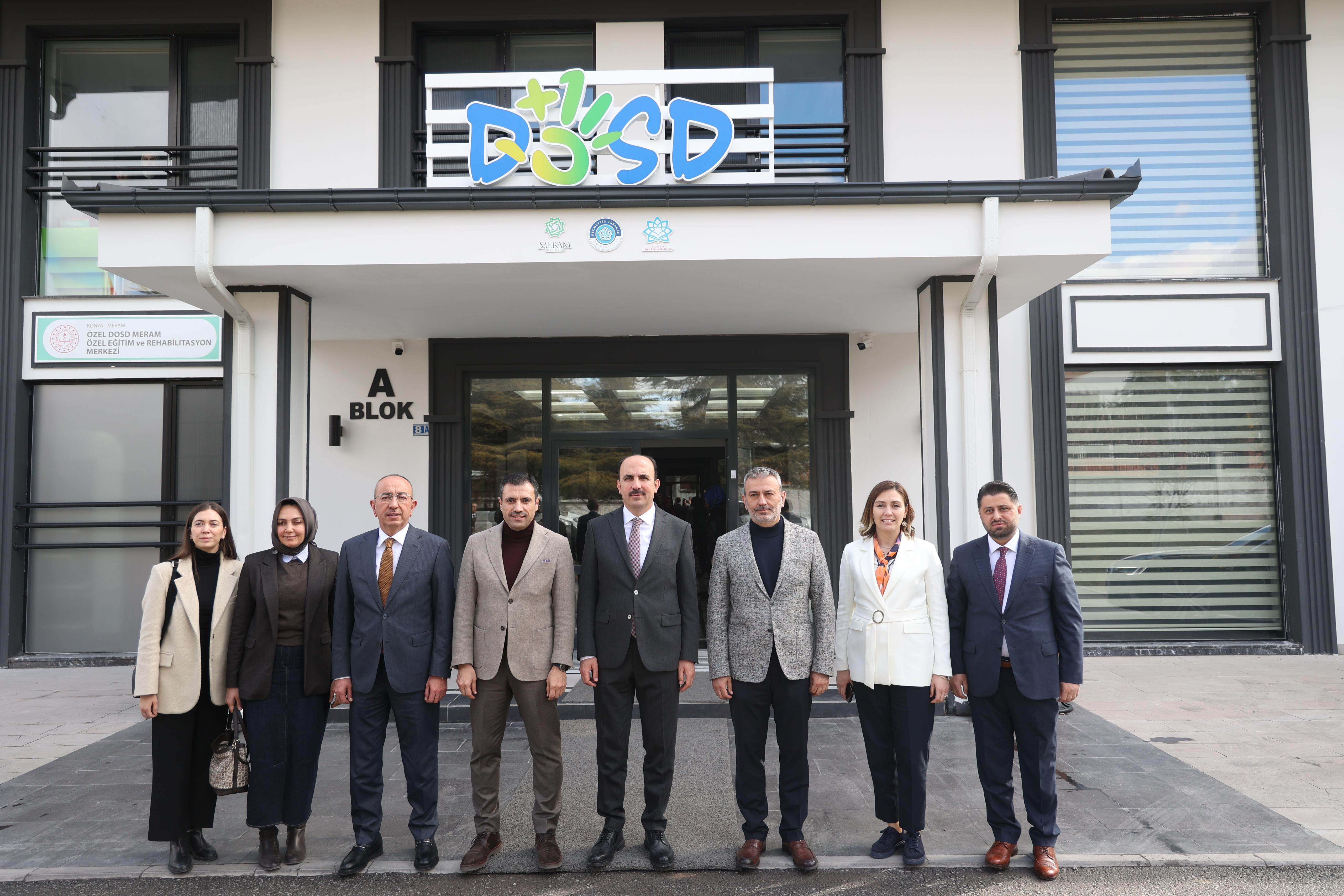 BAŞKANLAR DOSD MERAM’DA DOWN SENDROMLU ÇOCUKLARLA BULUŞTU