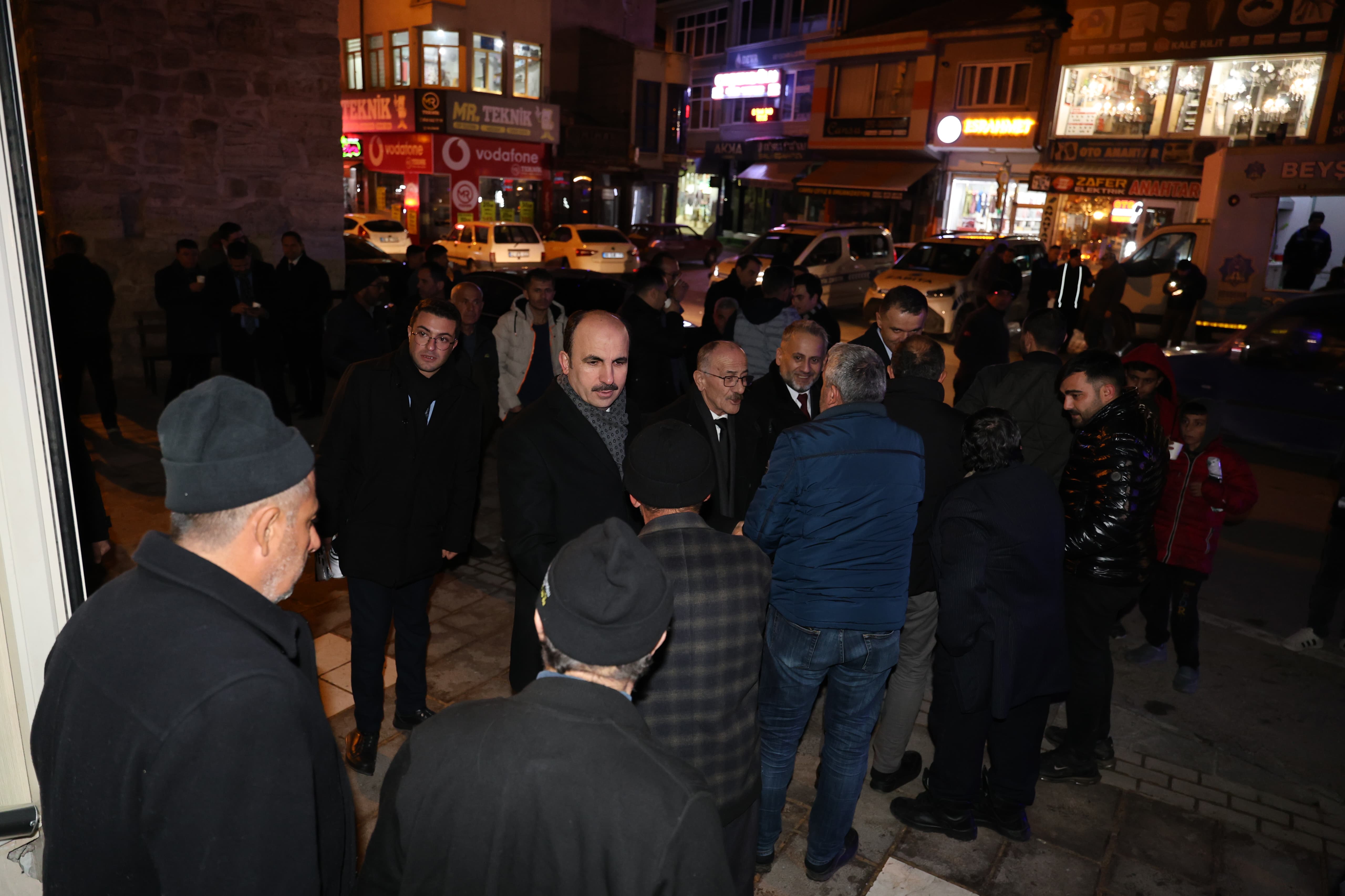 BAŞKAN ALTAY BEYŞEHİRLİLERİN RAMAZAN COŞKUSUNA ORTAK OLDU