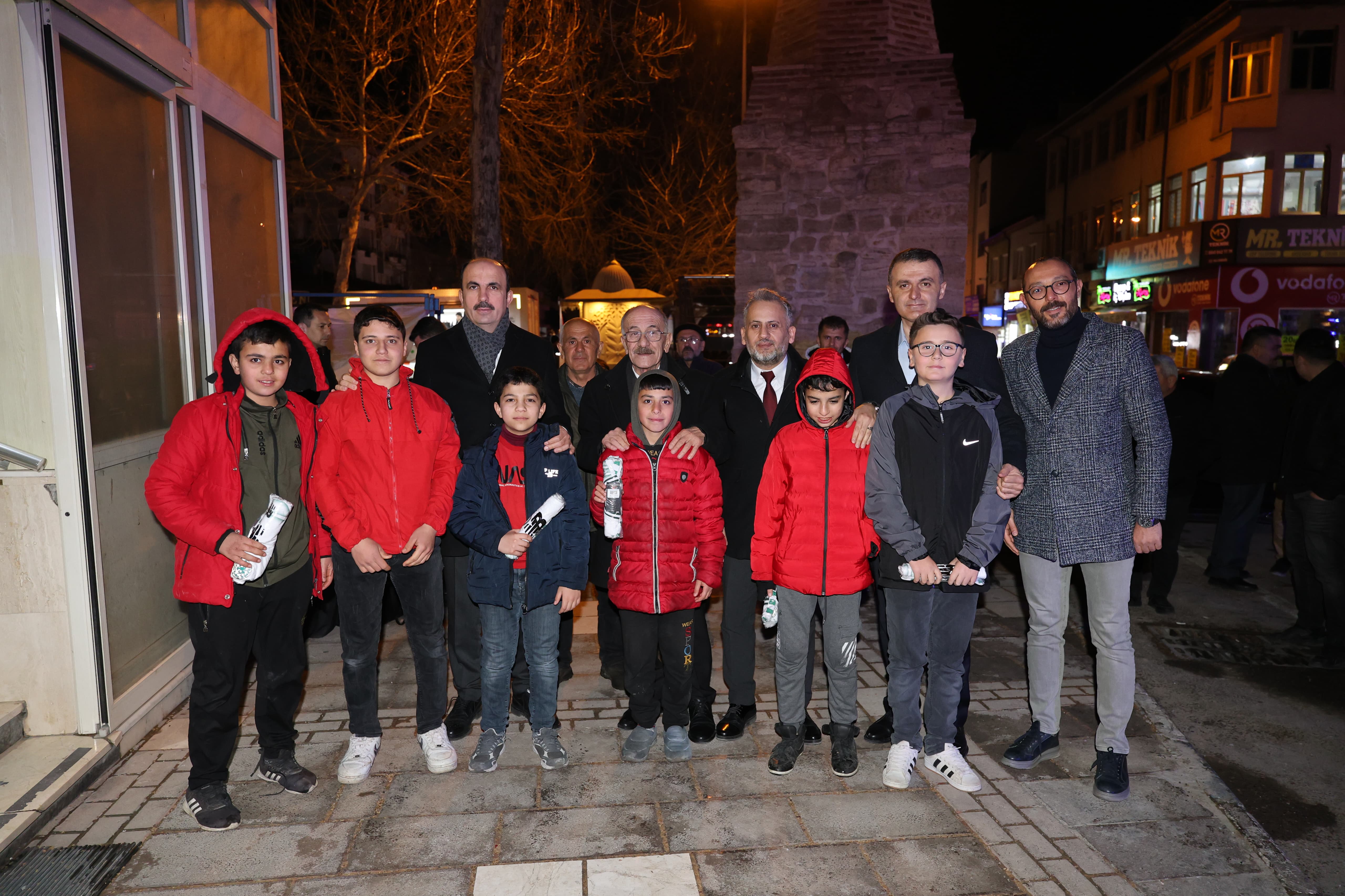 BAŞKAN ALTAY BEYŞEHİRLİLERİN RAMAZAN COŞKUSUNA ORTAK OLDU