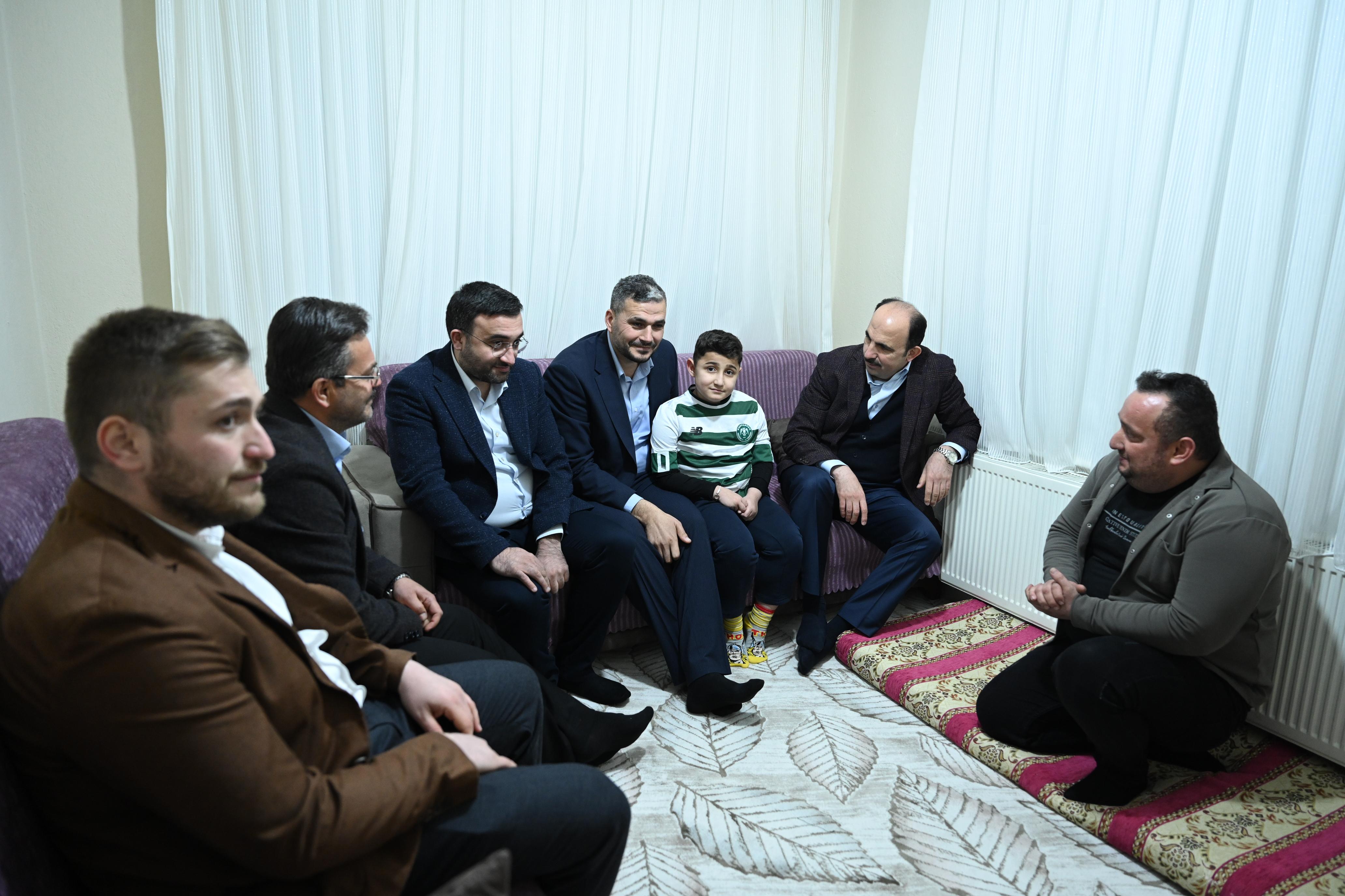 BAŞKAN ALTAY RAMAZAN AYI ZİYARETLERİNE KADINHANI VE ILGIN’DA DEVAM ETTİ