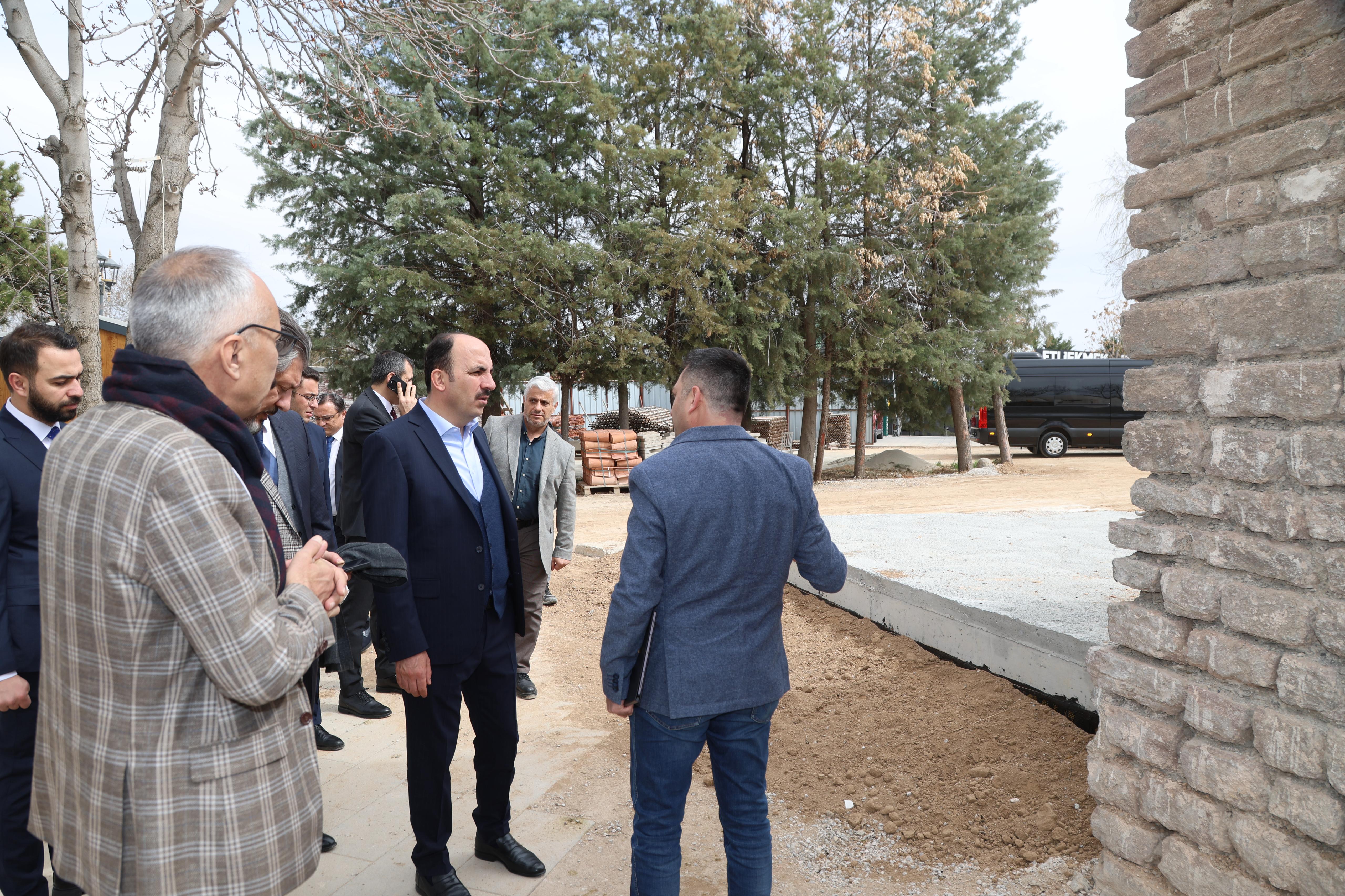 BAŞKAN ALTAY 600 YILLIK TARİHİ HAMAMIN SU MÜZESİ OLACAĞINI AÇIKLADI