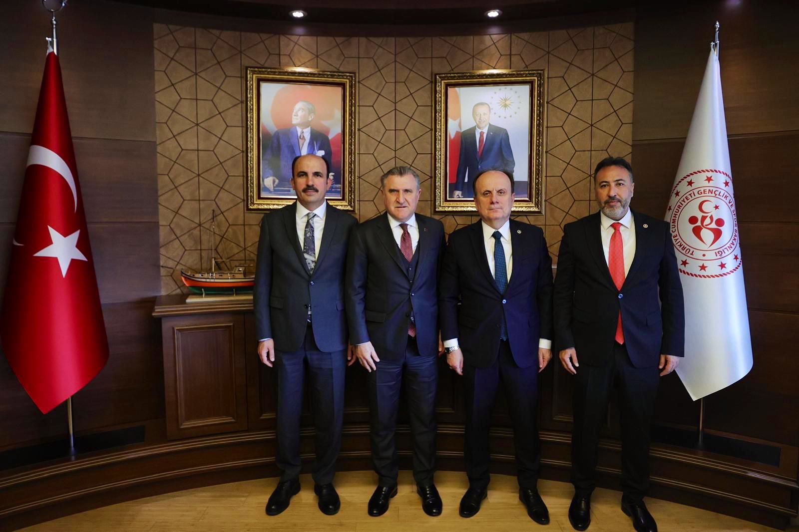 AK PARTİ KONYA MİLLETVEKİLLERİ VE BAŞKAN ALTAY ANKARA’DA BAKANLARLA KONYA PROJELERİNİ İSTİŞARE ETTİ