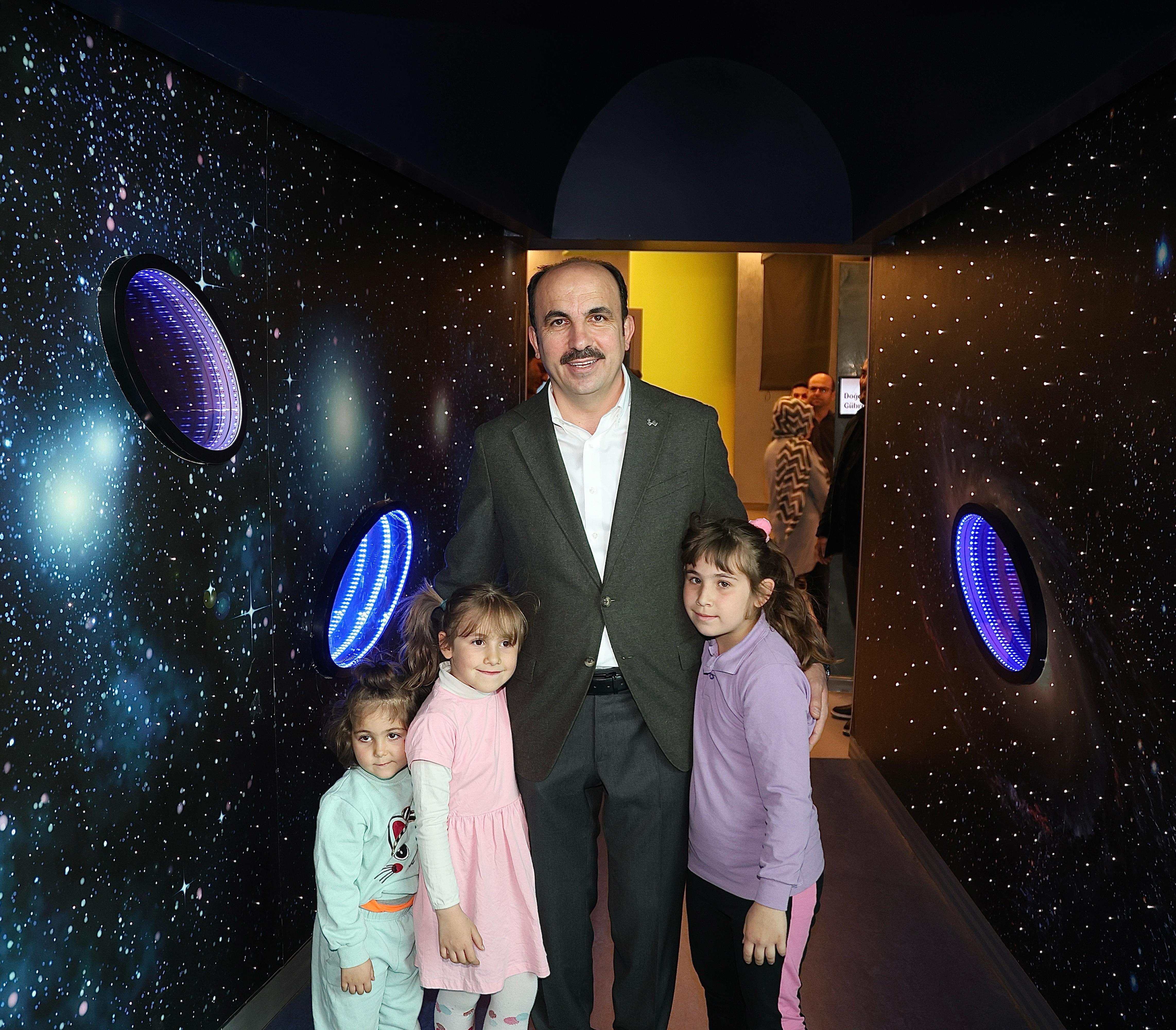 BAŞKAN ALTAY KONYA BİLİM MERKEZİ’NDE GENÇLERLE BULUŞTU