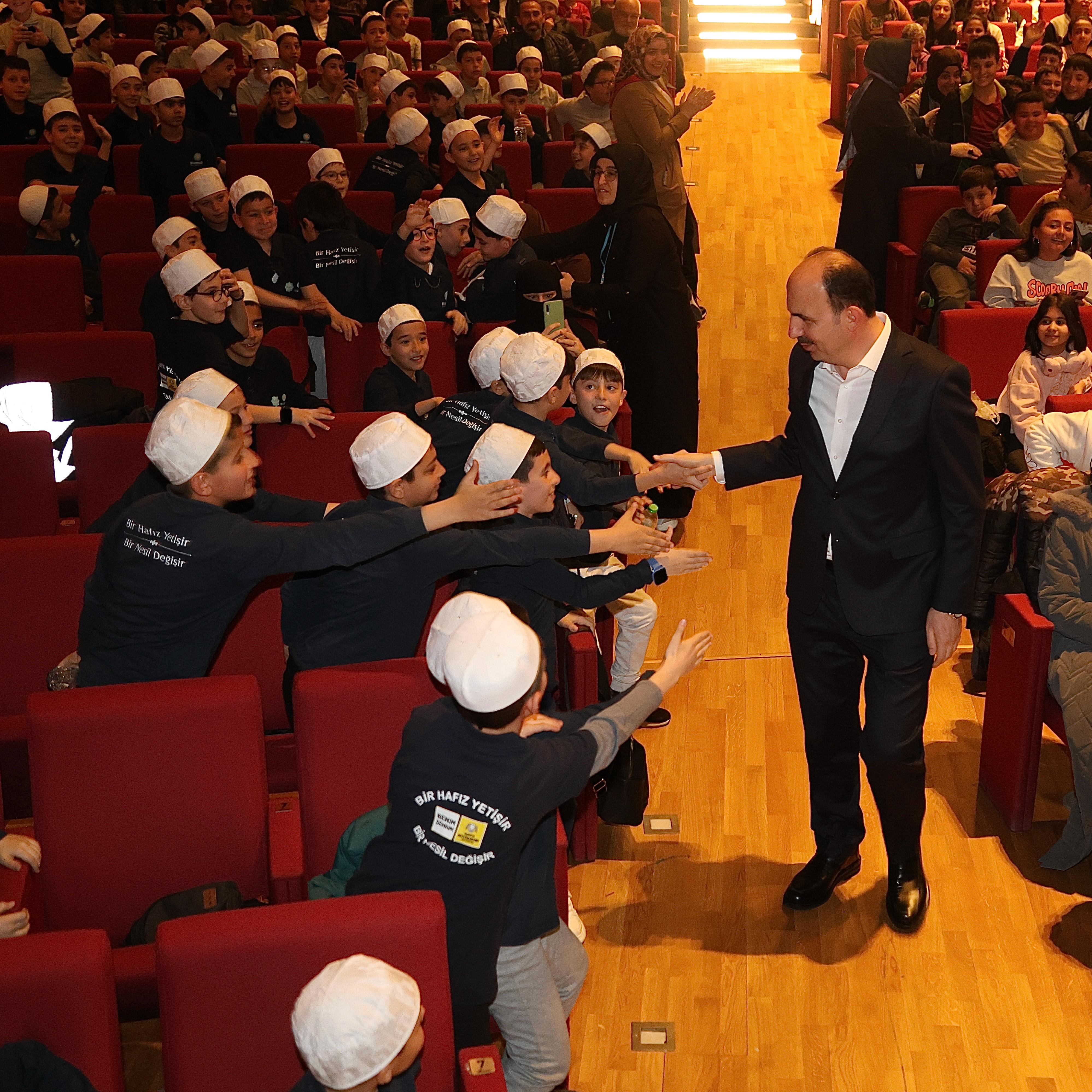 ERZURUM VALİSİ HAFIZ MUSTAFA ÇİFTÇİ "BİR MESLEK HAFIZLIK İLE TAÇLANIRSA" PROGRAMINA KATILDI