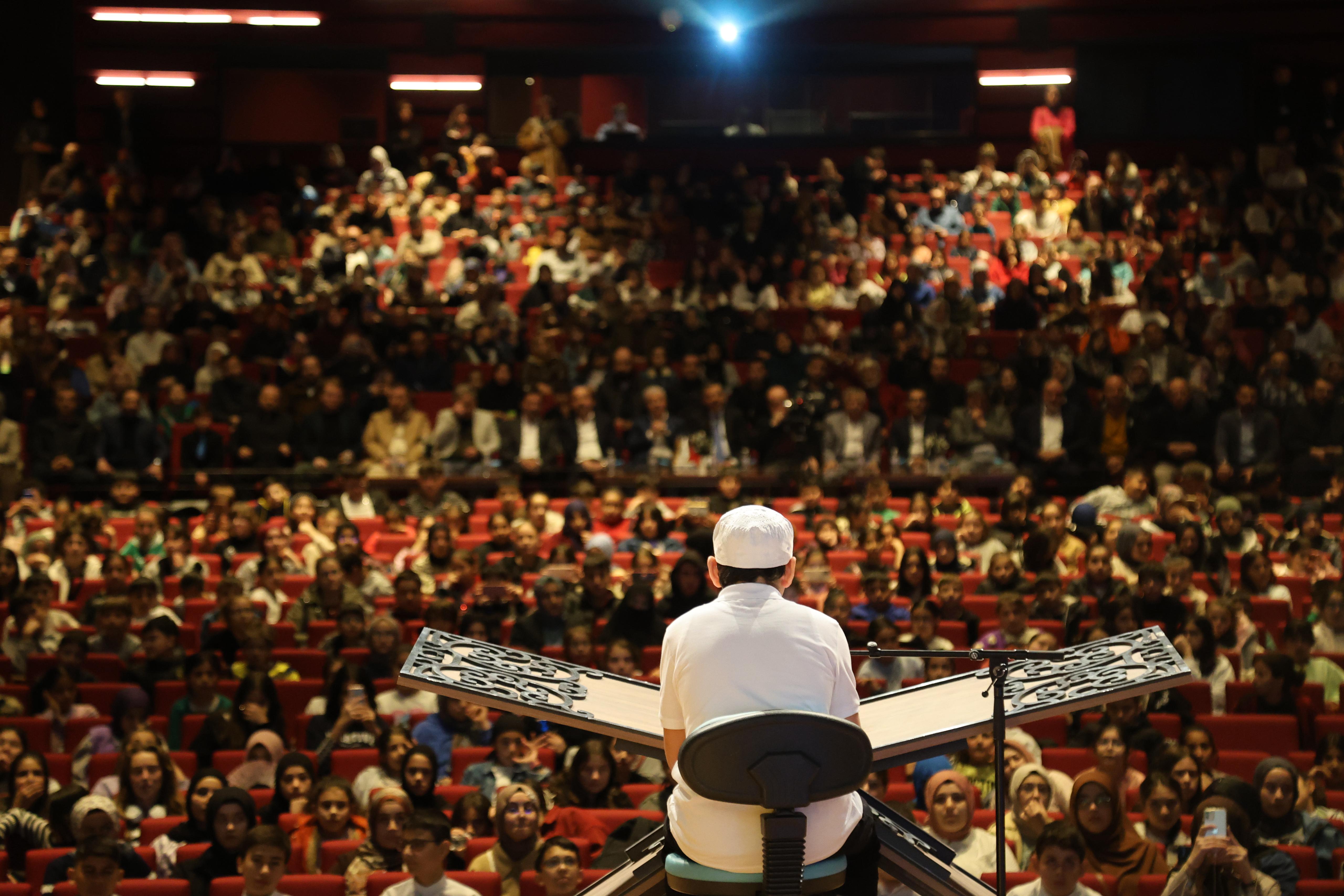 ERZURUM VALİSİ HAFIZ MUSTAFA ÇİFTÇİ "BİR MESLEK HAFIZLIK İLE TAÇLANIRSA" PROGRAMINA KATILDI