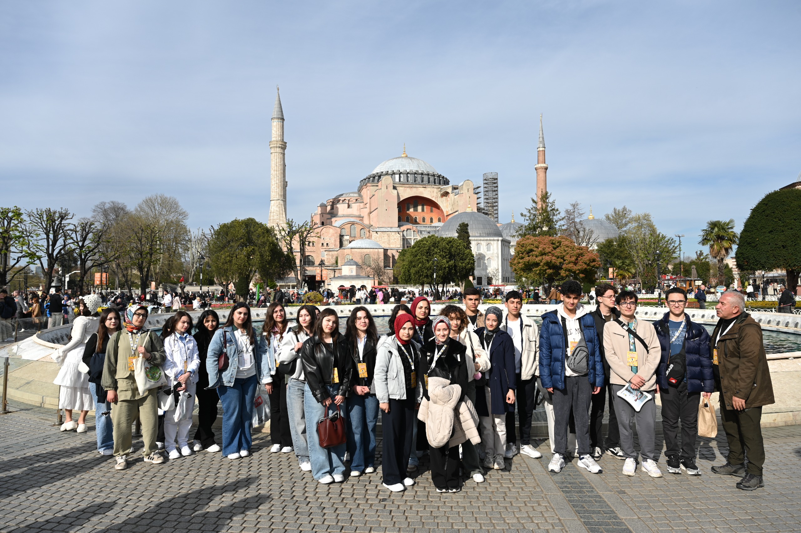 “ATABEY GENÇLİĞİ ECDADIN İZİNDE” PROJESİ İKİ BAŞKENT ARASINDA GÖNÜL KÖPRÜSÜ KURUYOR