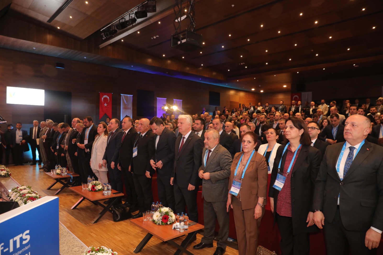 KONYA BÜYÜKŞEHİR’İN “ULAŞIMDA DİJİTAL İKİZ PLATFORMU”NA BELEDİYECİLİK ÖDÜLÜ