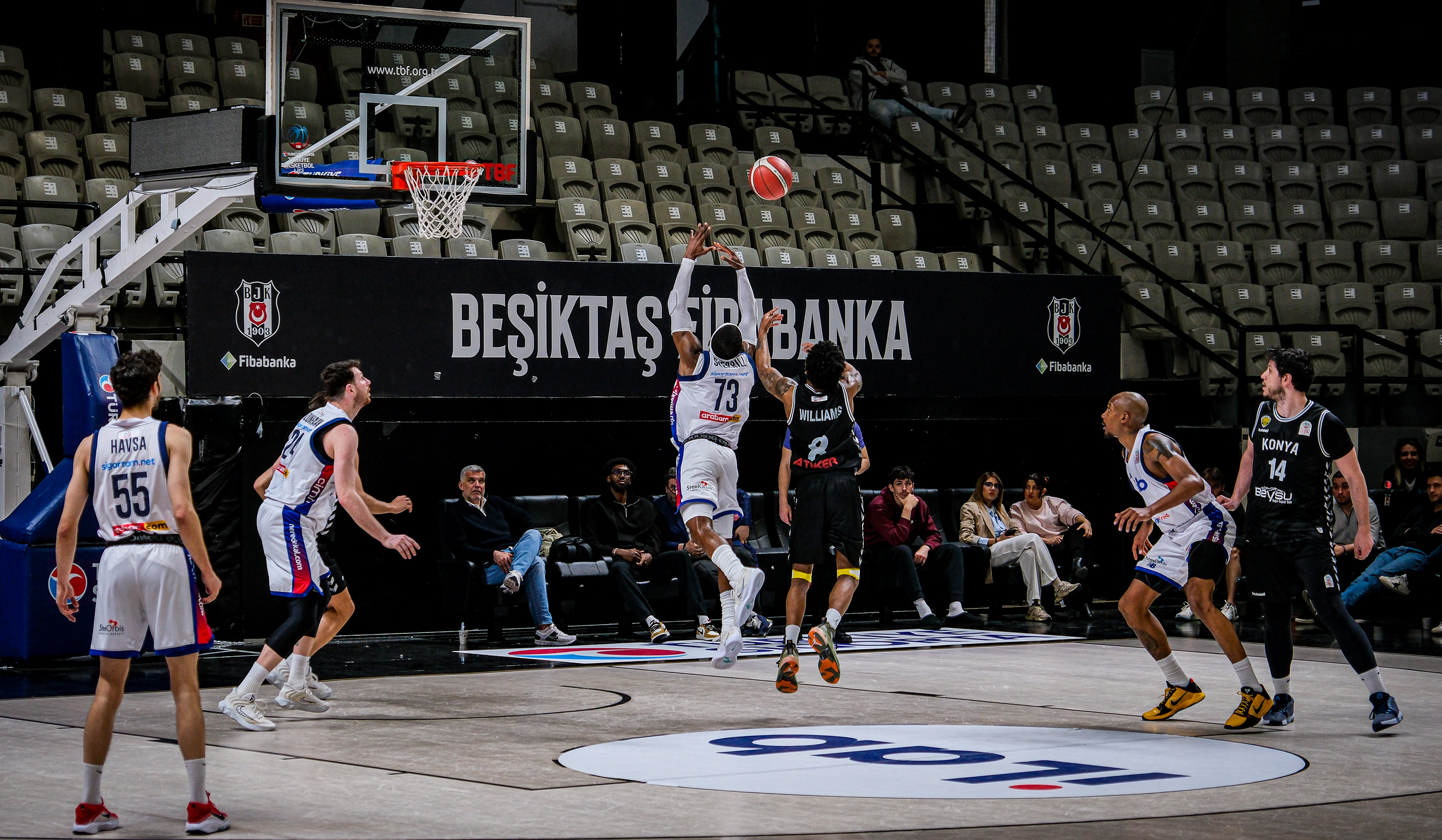 KONYA BÜYÜKŞEHİR BELEDİYESPOR PLAY-OFF ÇEYREK FİNAL SERİSİNDE İLK MAÇI KAZANDI