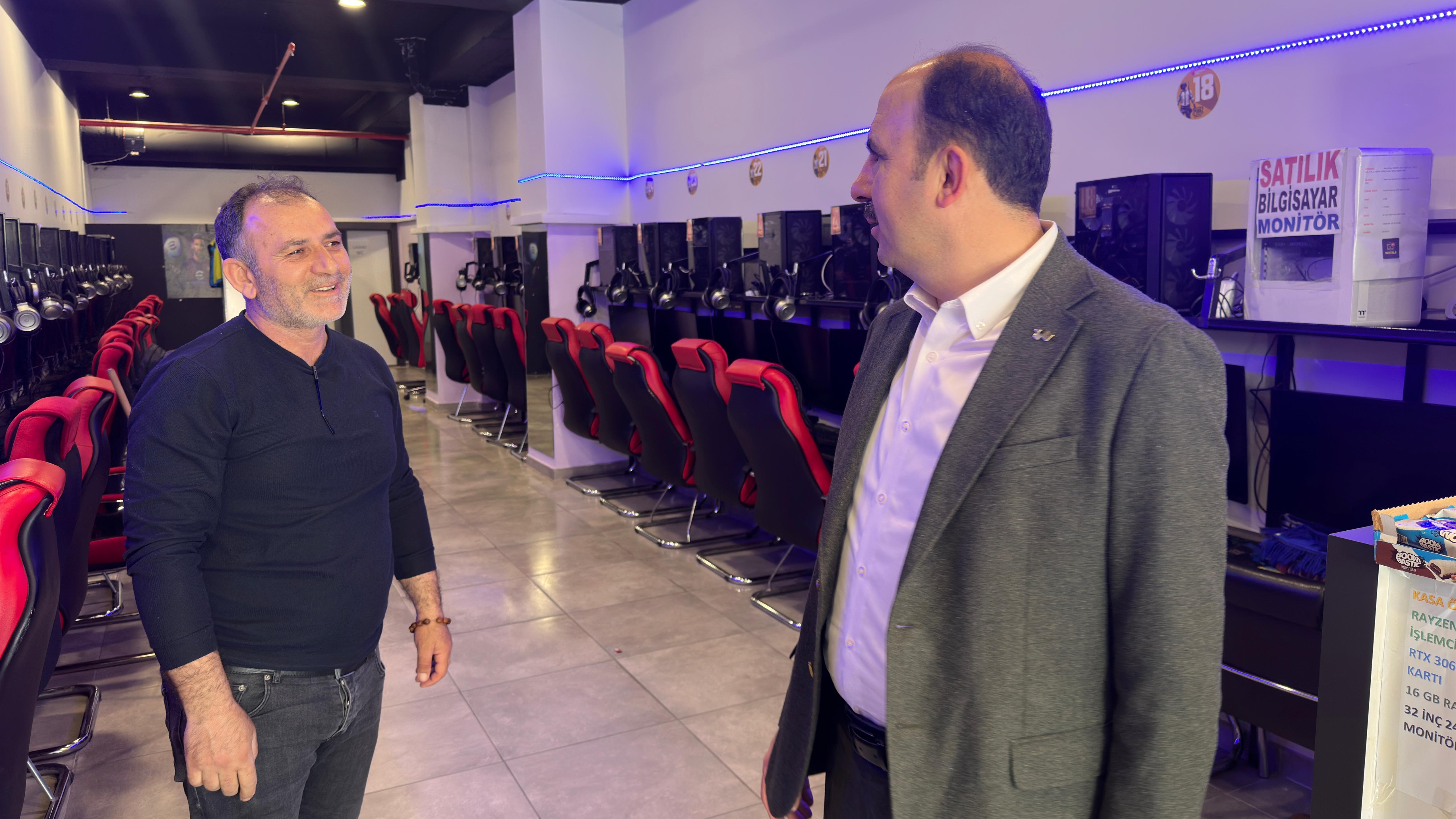 SANAYİDE GENÇLERLE BULUŞAN BAŞKAN ALTAY: “ÜRETEN İNSAN HER ZAMAN KIYMETLİ”