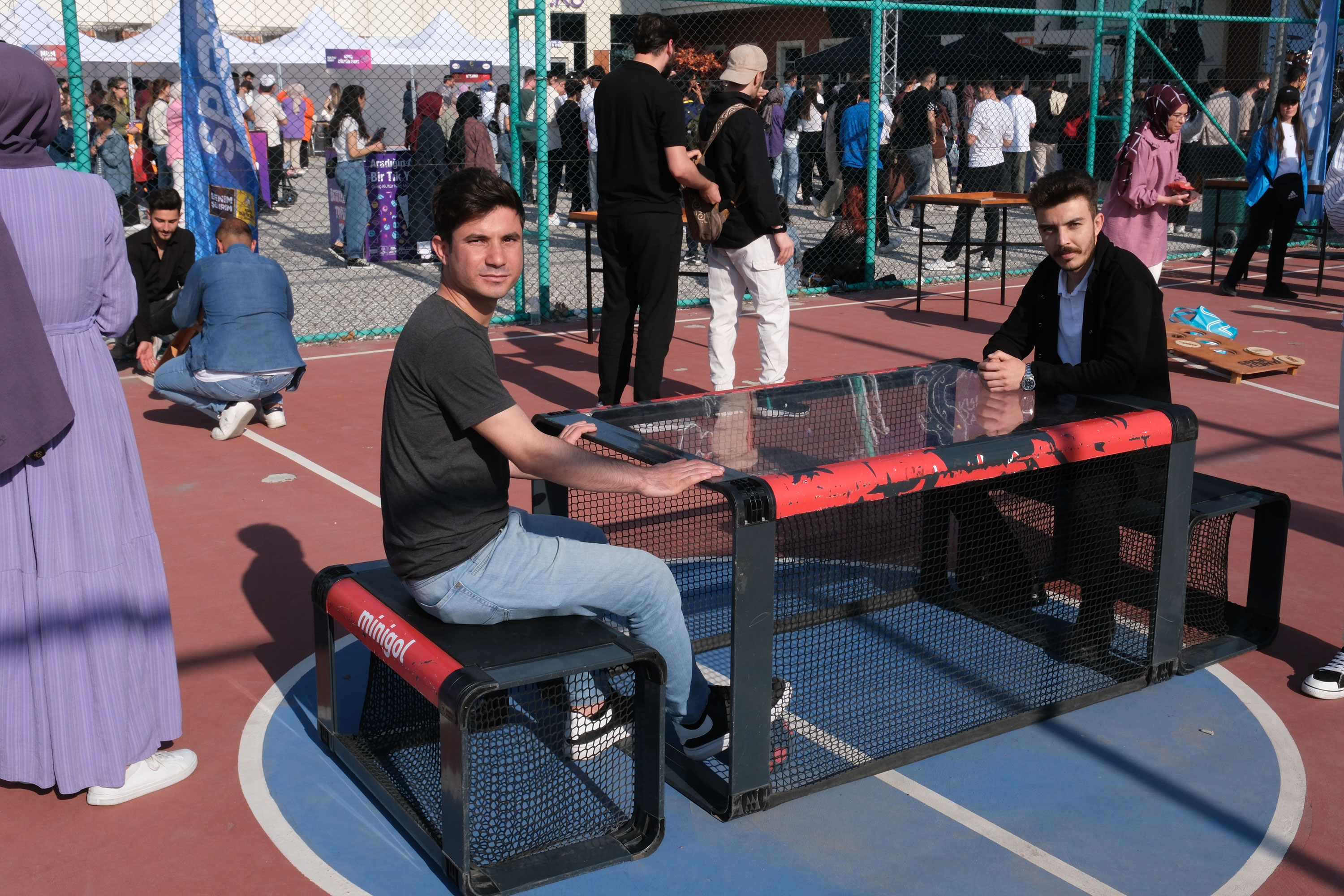 BÜYÜKŞEHİR GENÇLİK MECLİSİ’NDEN ÜNİVERSİTELİ GENÇLER İÇİN YAZA MERHABA FESTİVALİ
