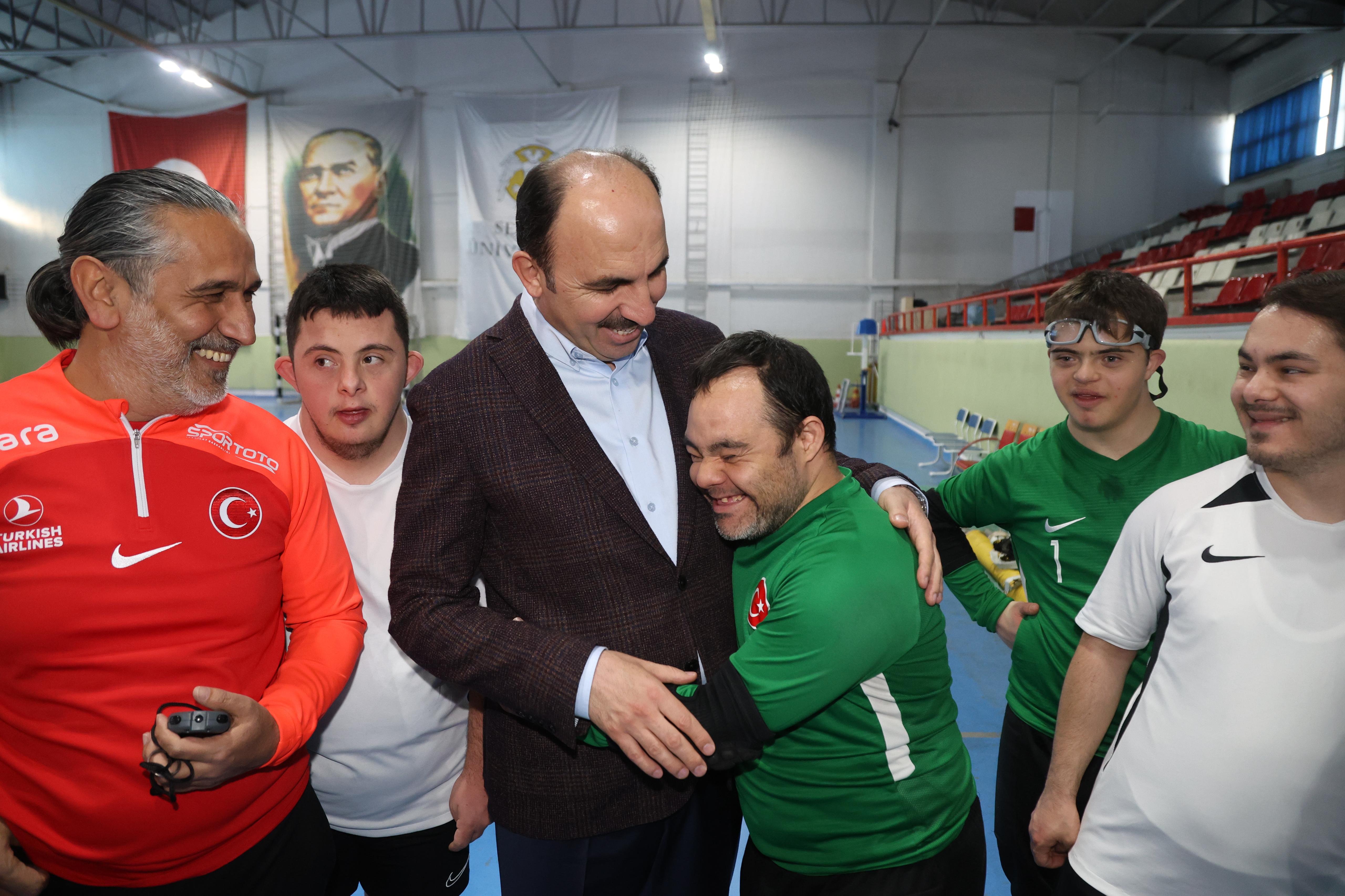 BAŞKAN ALTAY: “ENGELLERİ BİRLİKTE AŞIYORUZ”