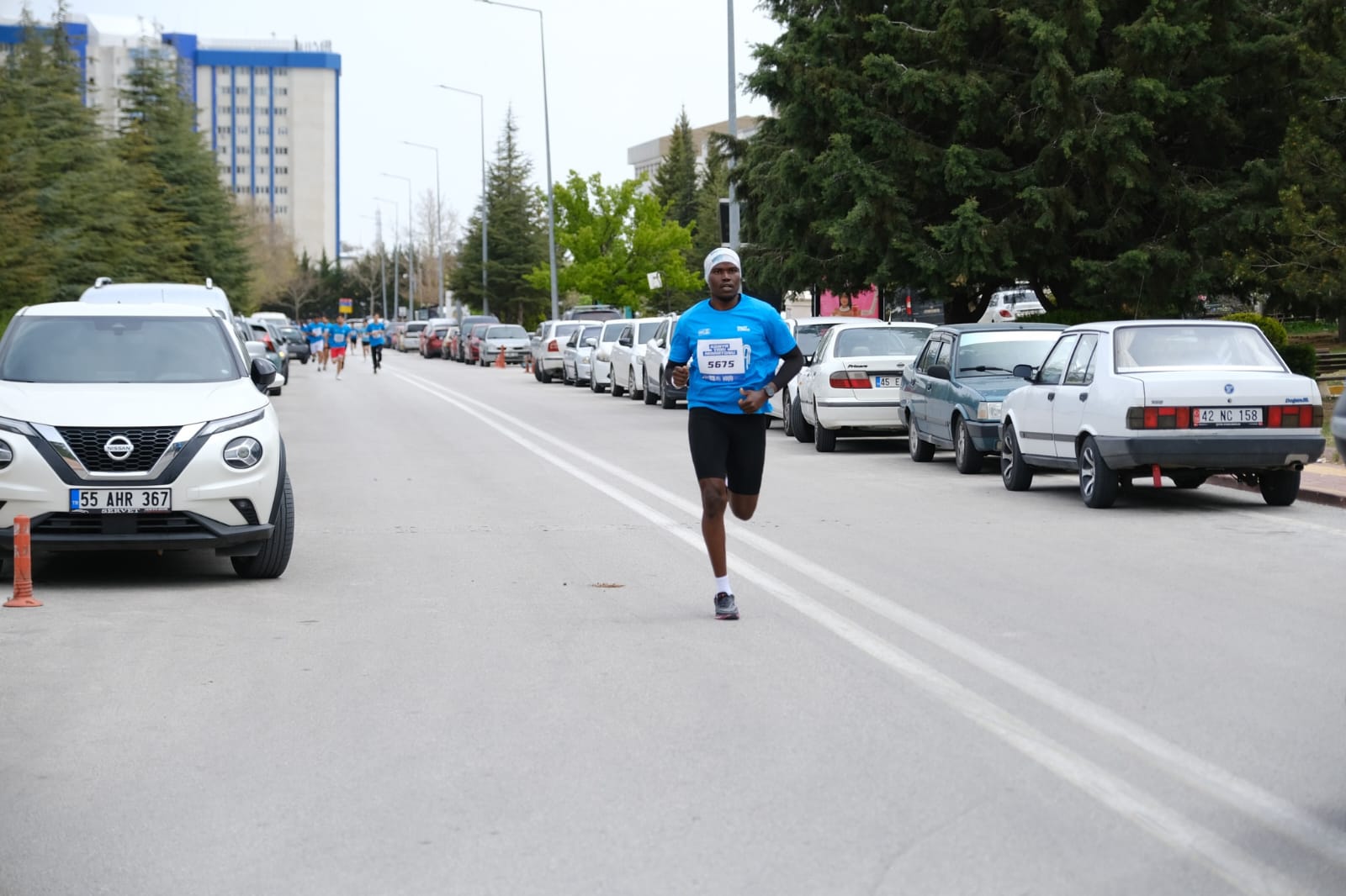 “SELÇUK ÜNİVERSİTESİ MARATONU” HER YAŞTAN SPORSEVERİ BULUŞTURDU