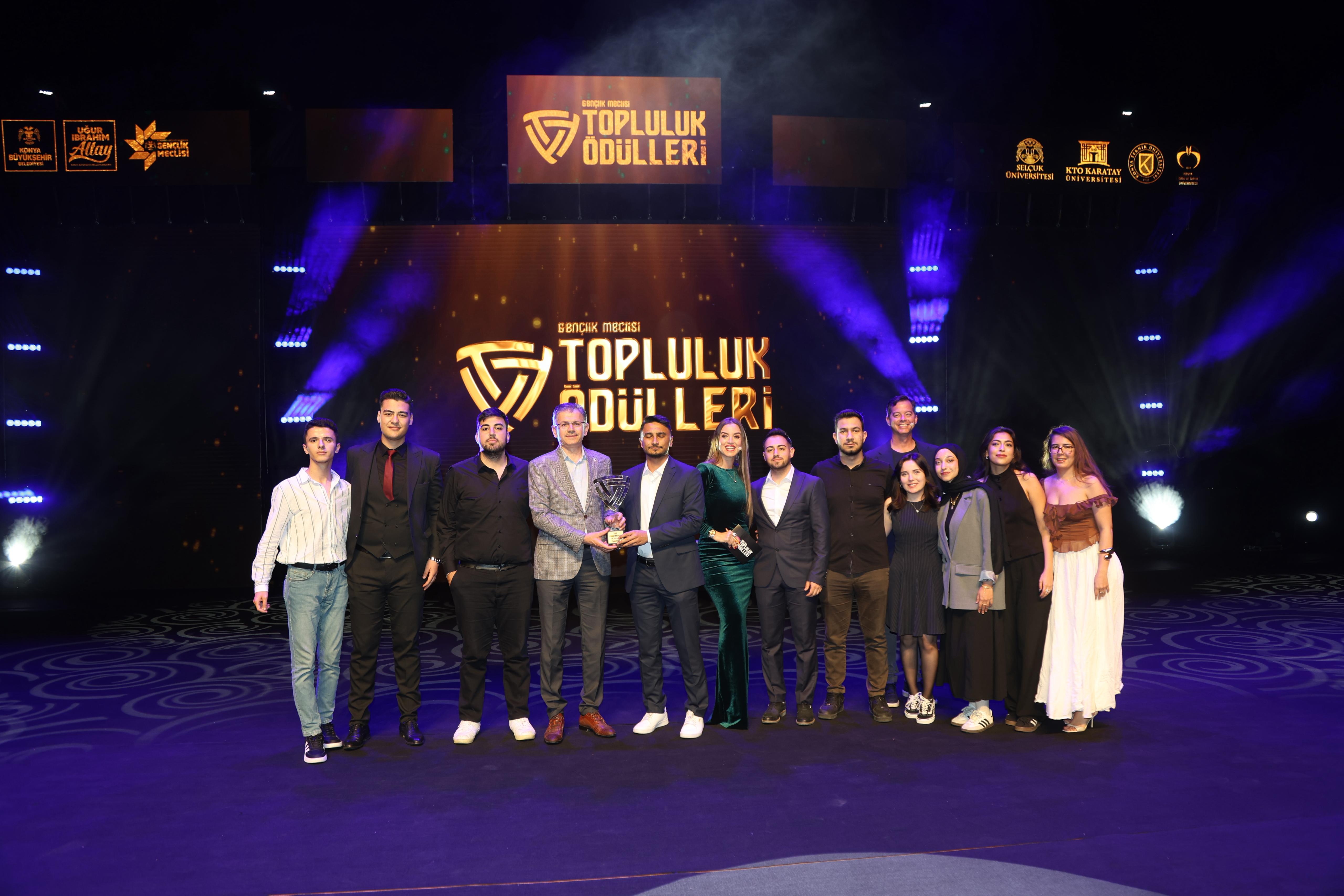 KONYA BÜYÜKŞEHİR GENÇLİK MECLİSİ TOPLULUK ÖDÜLLERİ SAHİPLERİNİ BULDU