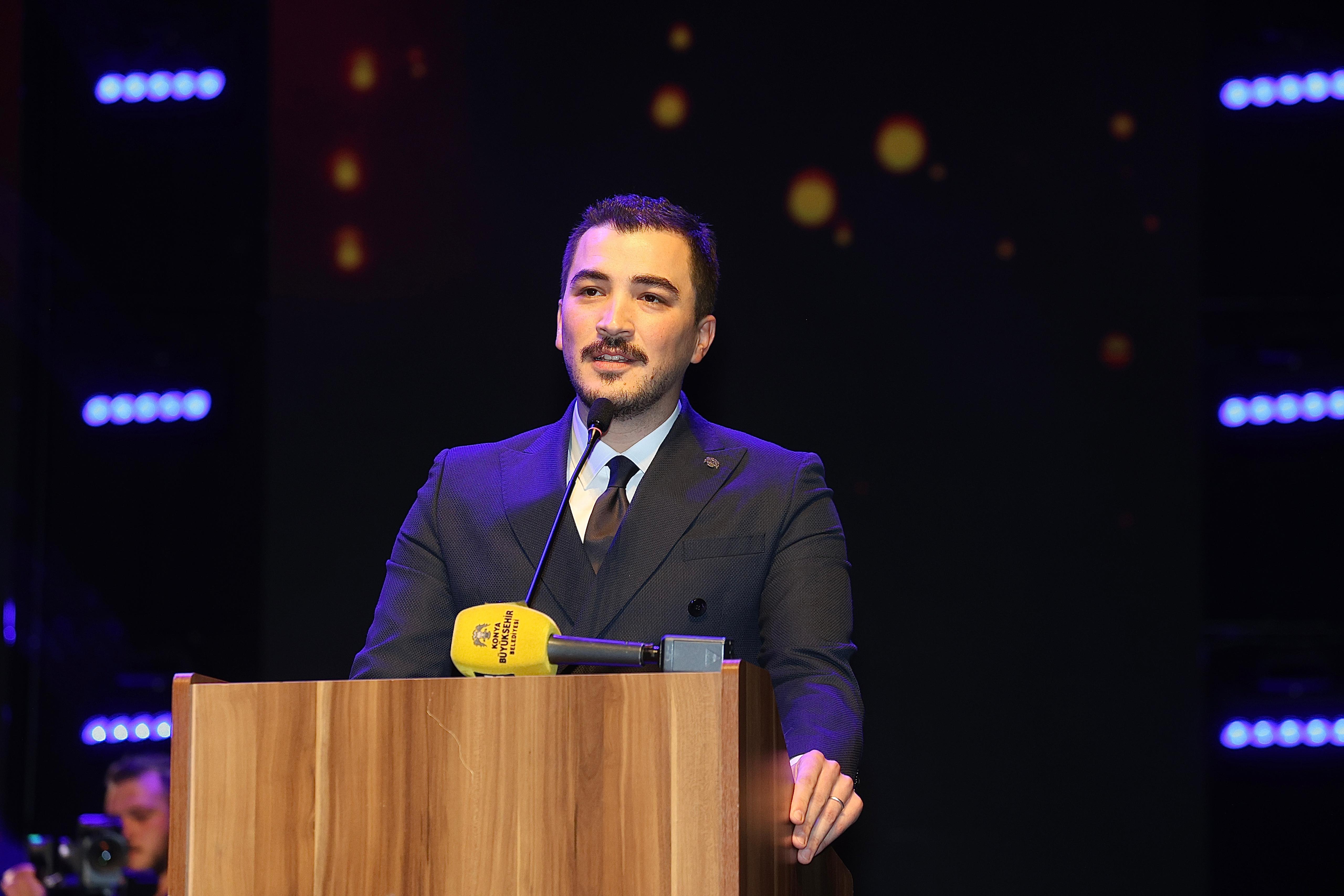 KONYA BÜYÜKŞEHİR GENÇLİK MECLİSİ TOPLULUK ÖDÜLLERİ SAHİPLERİNİ BULDU