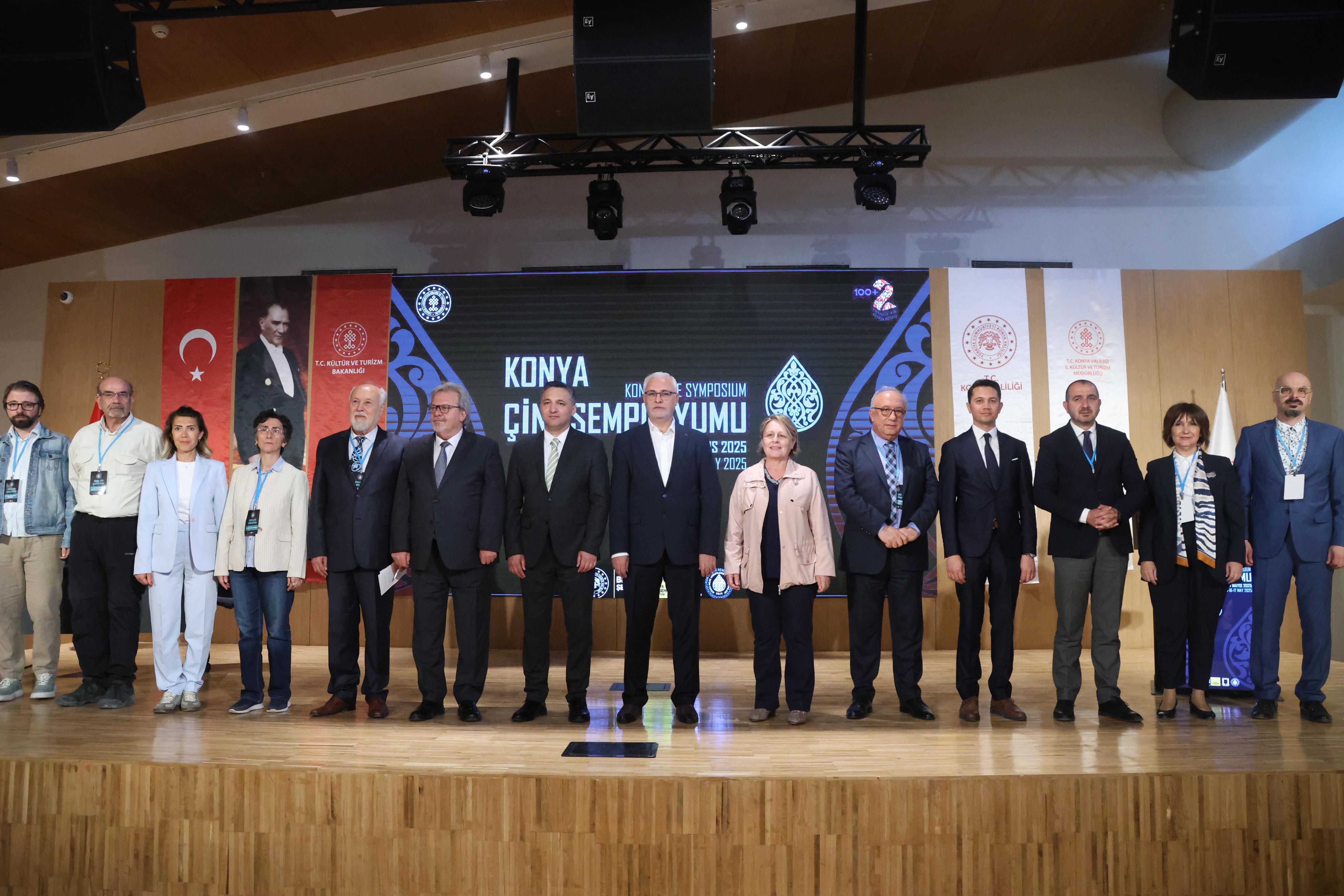 “KONYA ÇİNİ SEMPOZYUMU”NDA SELÇUKLU’DAN GÜNÜMÜZE “ÇİNİ” SANATI ELE ALINIYOR