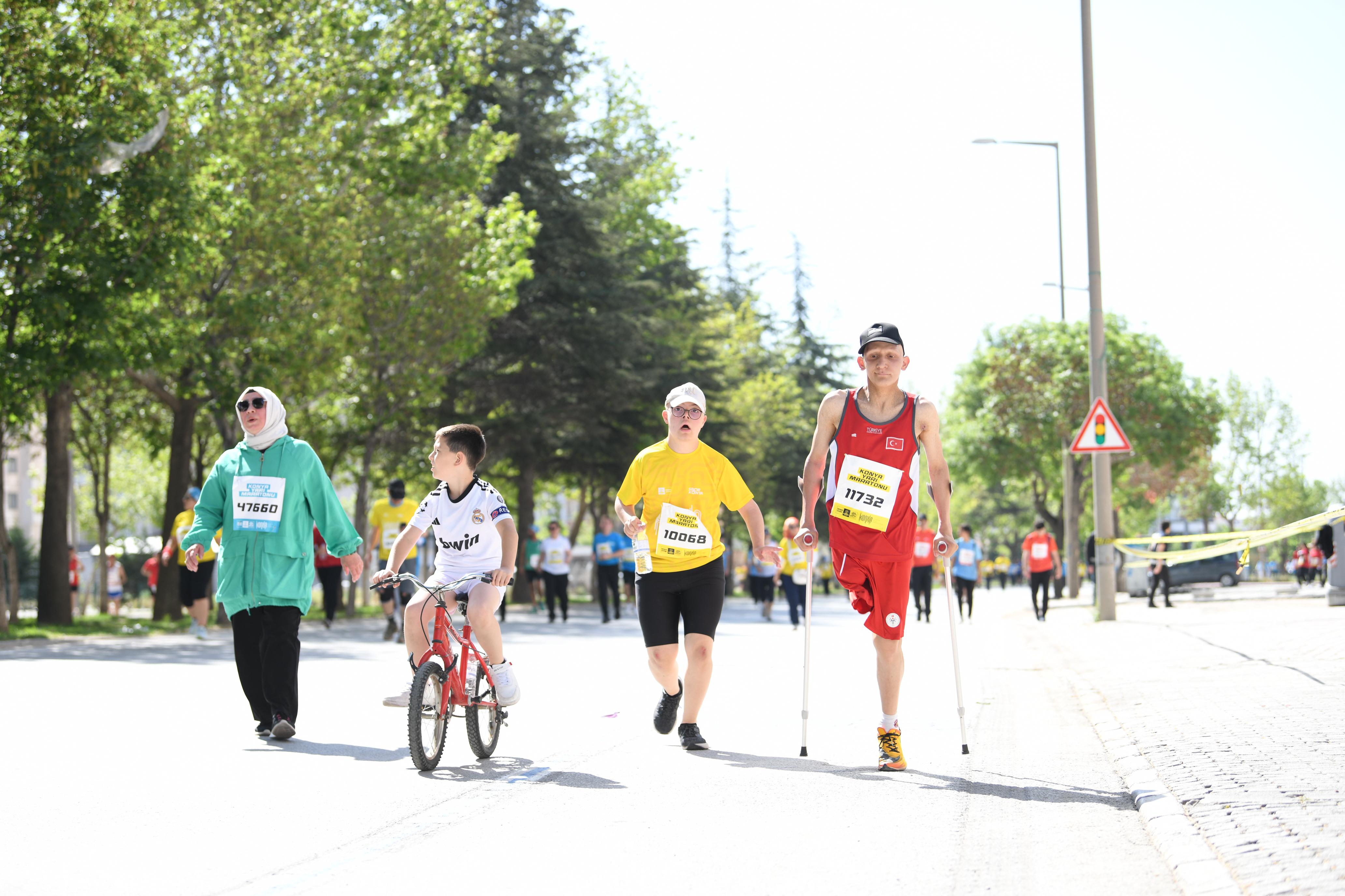 4. ULUSLARARASI KONYA YARI MARATONU TÜRKİYE’DEN VE DÜNYADAN SPORCULARI BULUŞTURDU