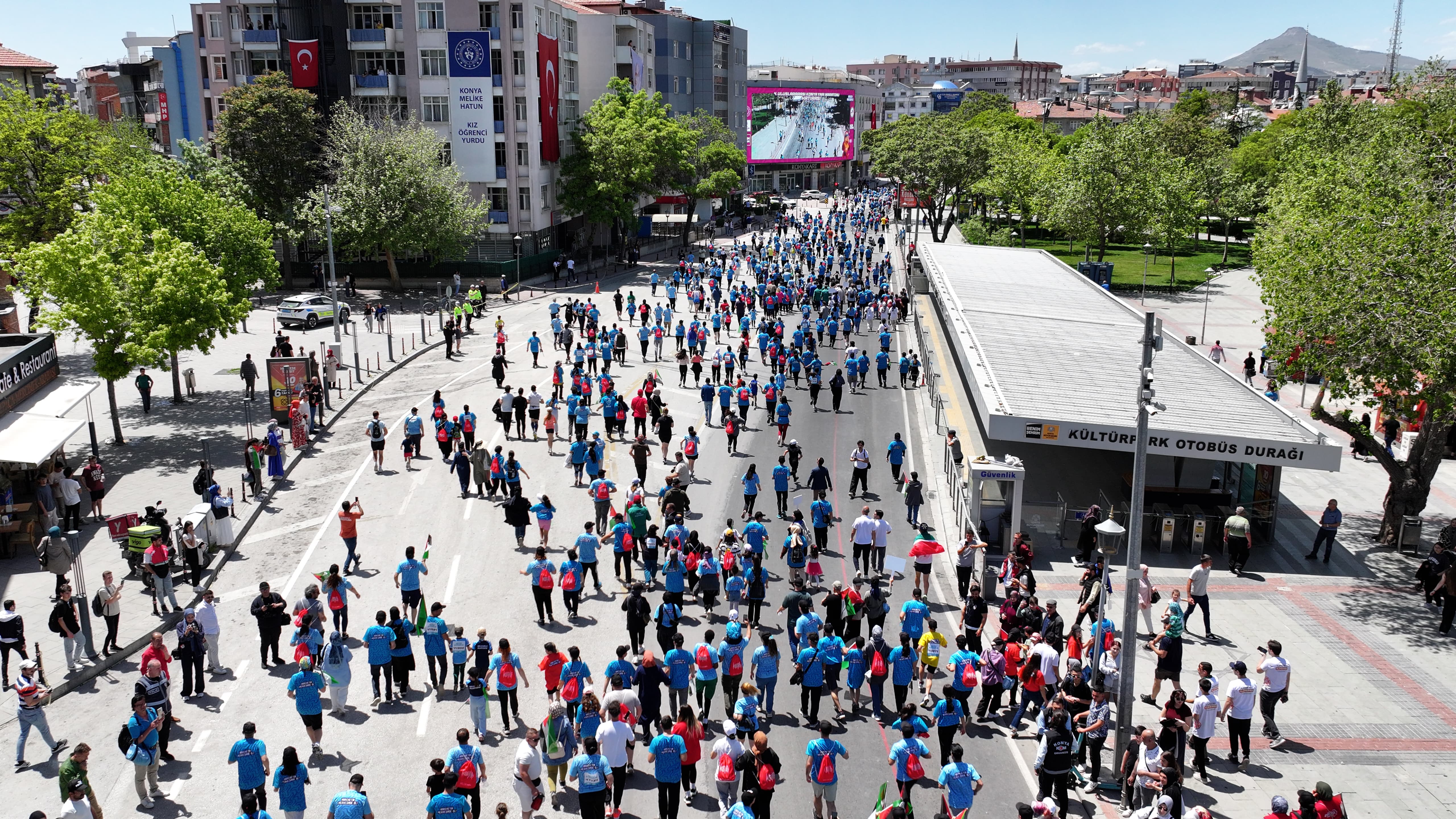 4. ULUSLARARASI KONYA YARI MARATONU TÜRKİYE’DEN VE DÜNYADAN SPORCULARI BULUŞTURDU
