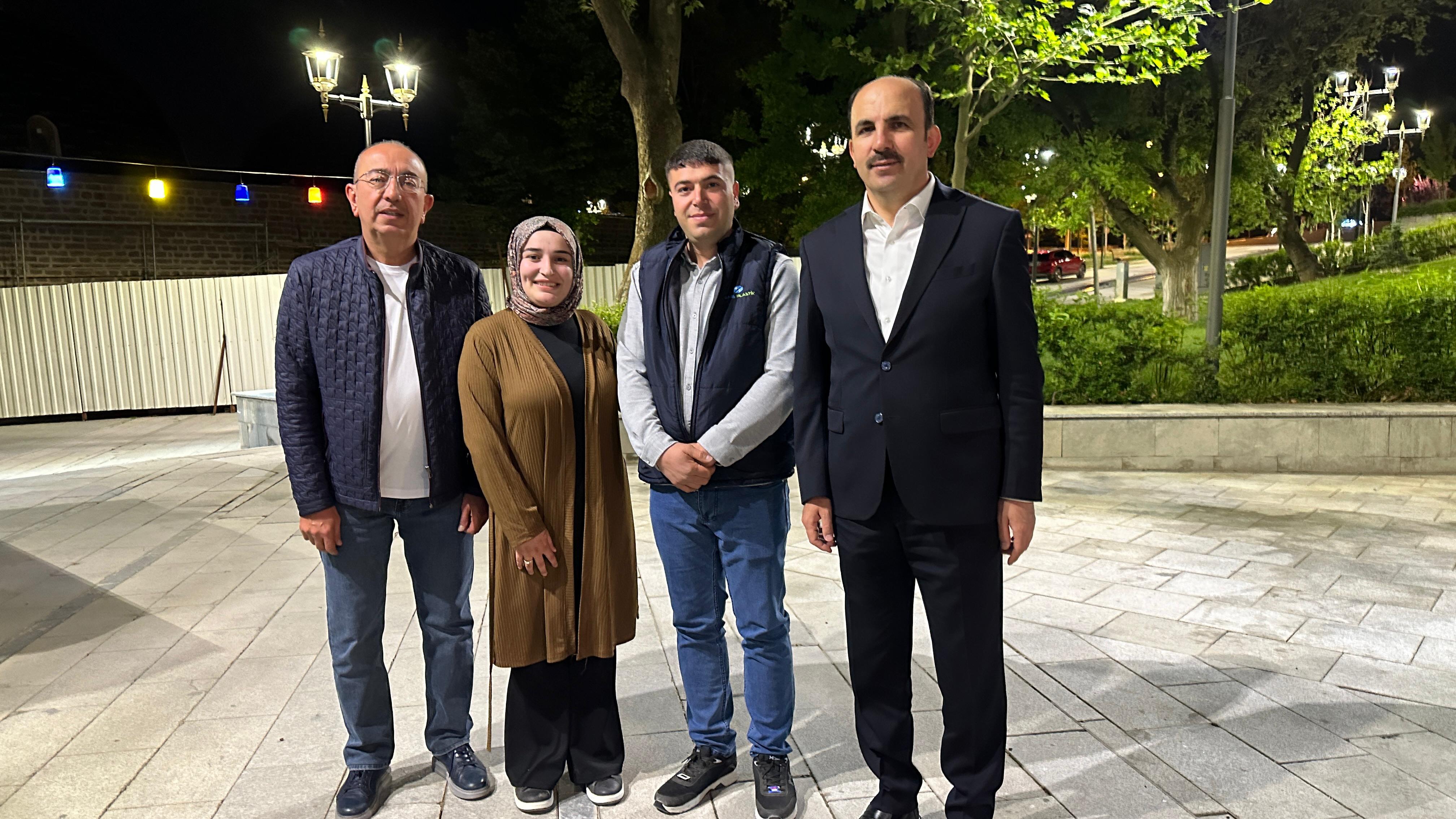 BAŞKAN ALTAY MERAM’IN GÜZELLİKLERİNİ GÖRMEYE DAVET ETTİ