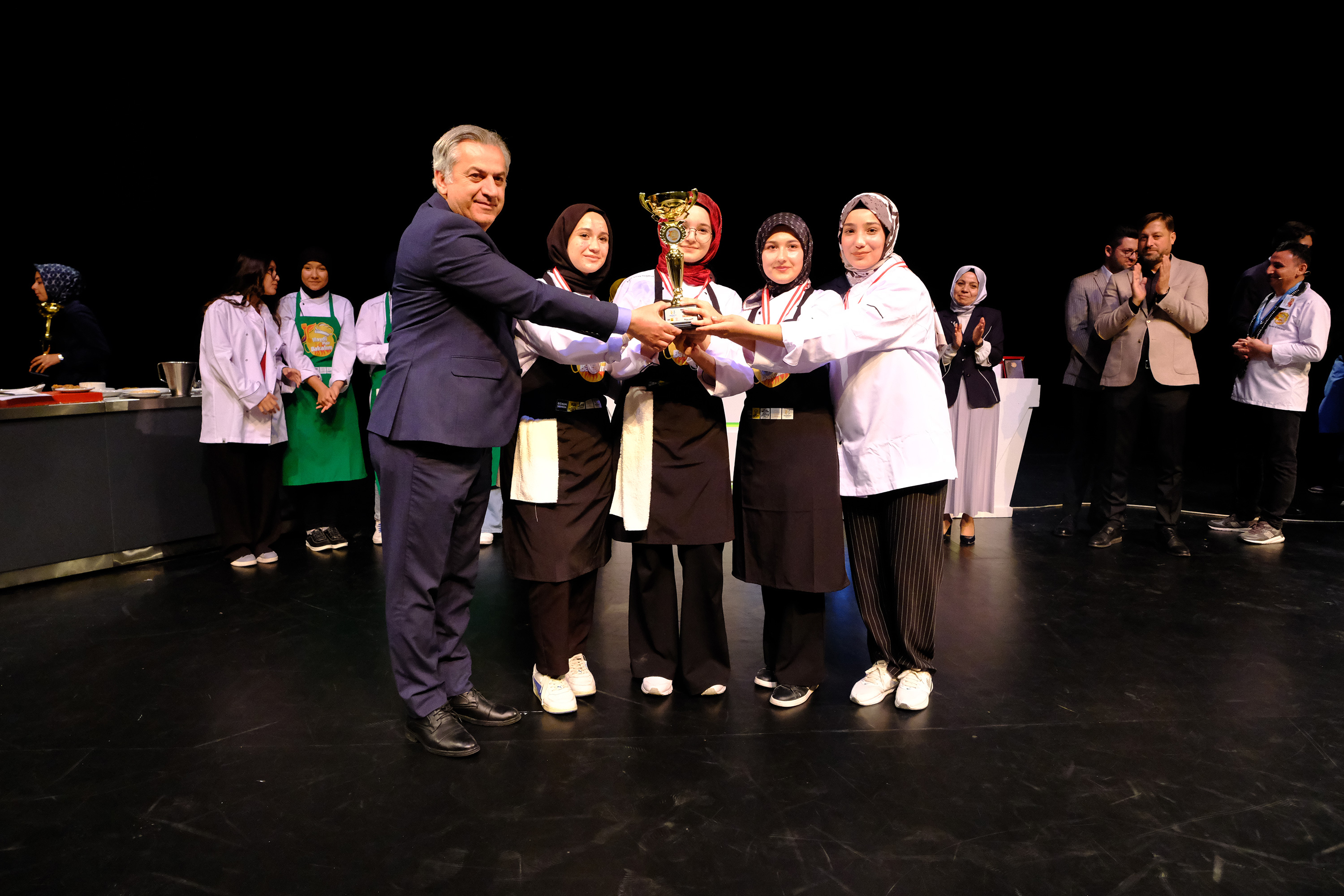 KONYA BÜYÜKŞEHİR’İN YARIŞMALARINDA ŞAMPİYONLAR BELLİ OLDU