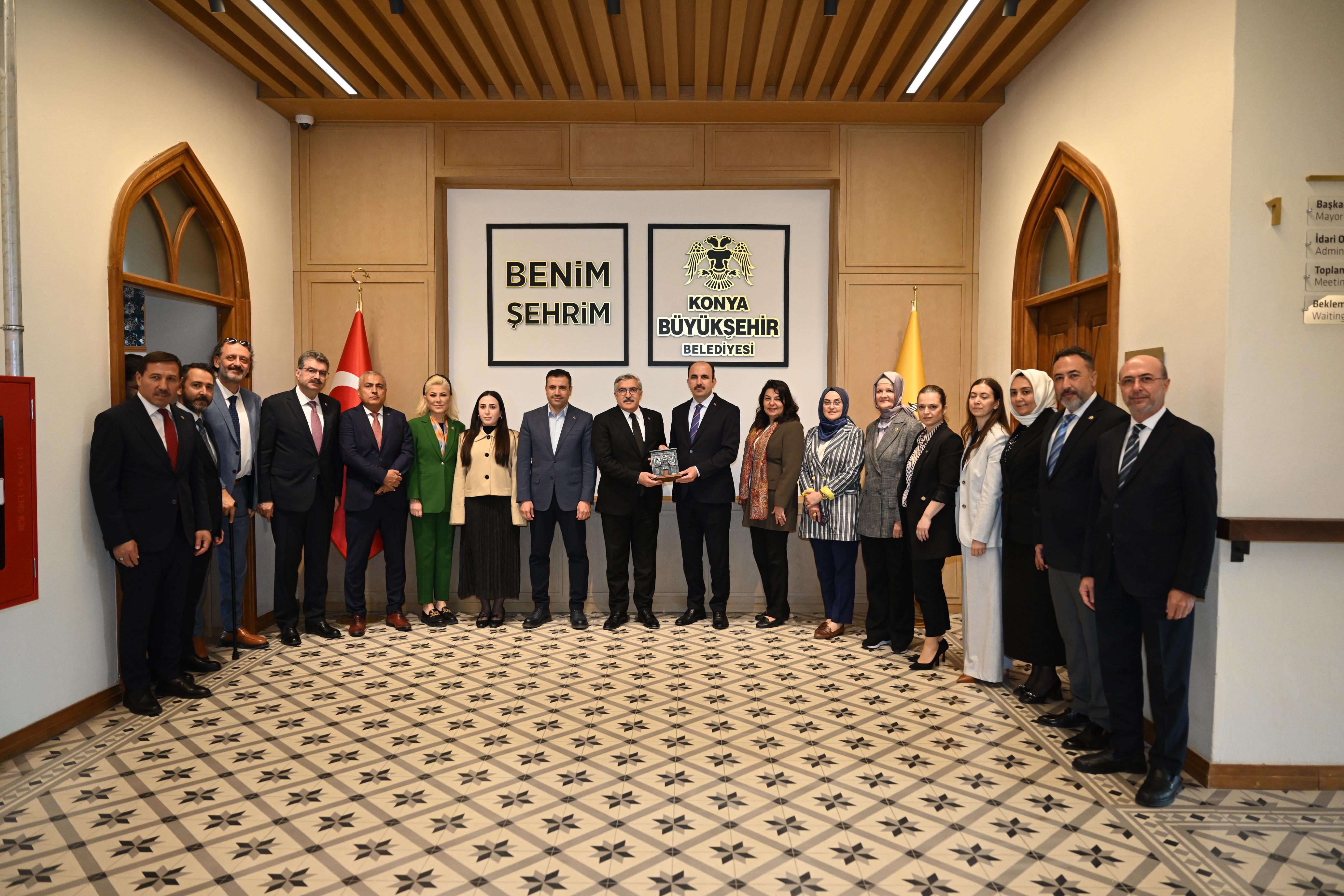 AK PARTİ GENEL BAŞKAN YARDIMCISI YAYMAN BAŞKAN ALTAY’I ZİYARET ETTİ