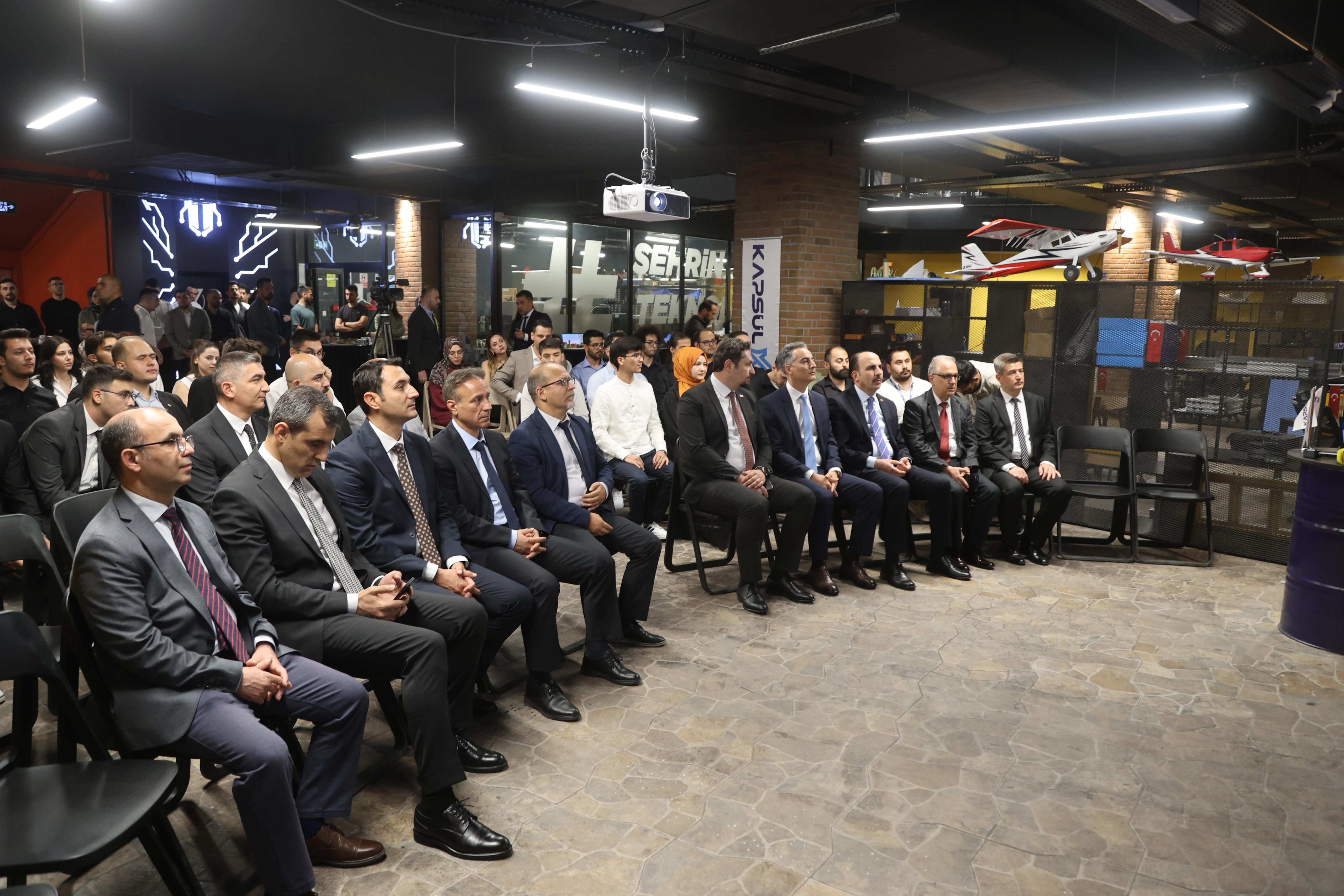 BÜYÜKŞEHİR VE ASELSAN KONYA “ENGİNHUB” İLE SAVUNMA SANAYİİNE MÜHENDİS YETİŞTİRİYOR