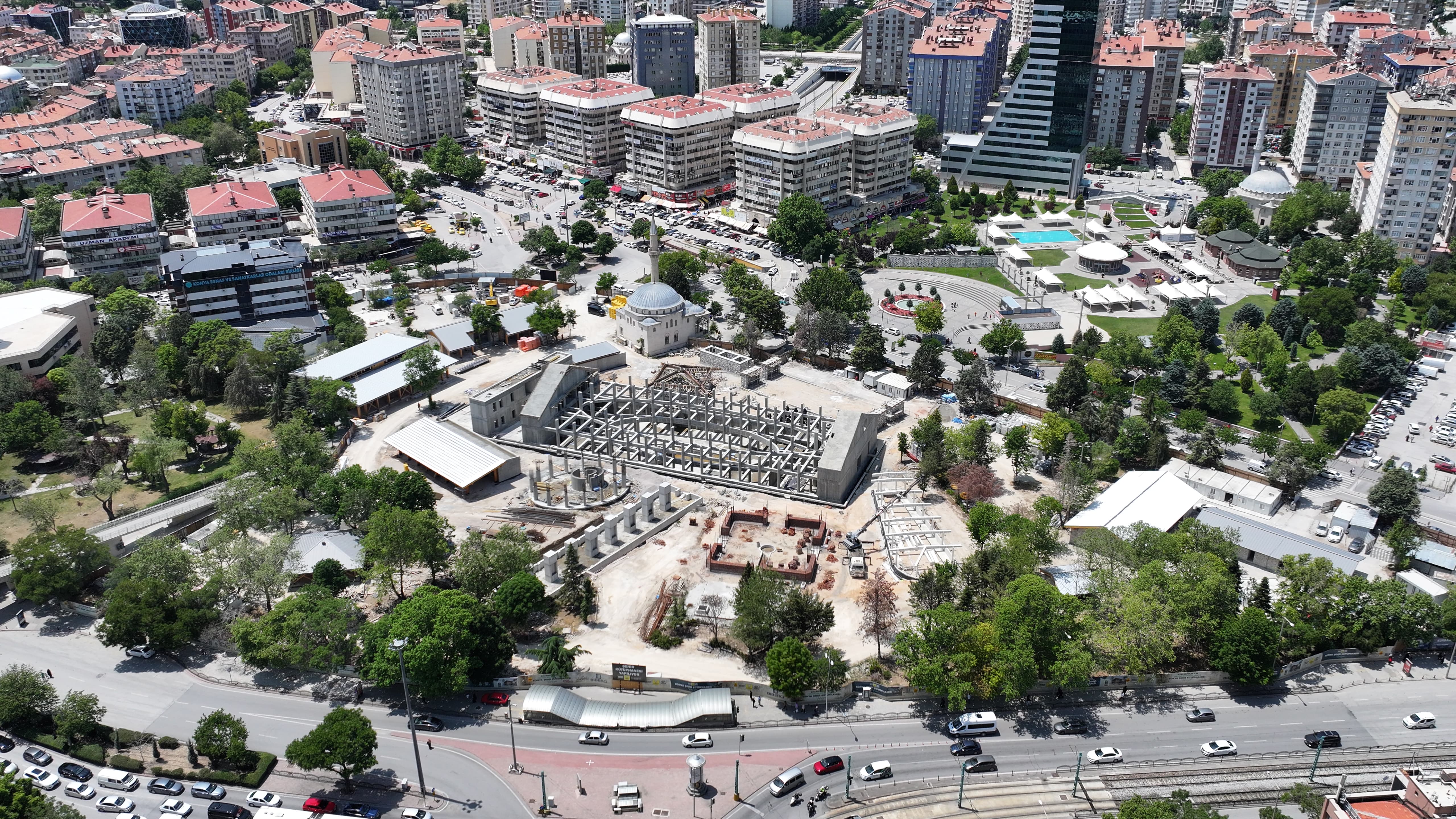 BAŞKAN ALTAY: “ÇEVREYE SAYGILI, DİJİTAL ALTYAPISI YÜKSEK TÜRKİYE’NİN EN GÜZEL KÜTÜPHANELERİNDEN BİRİNİ YAPIYORUZ”