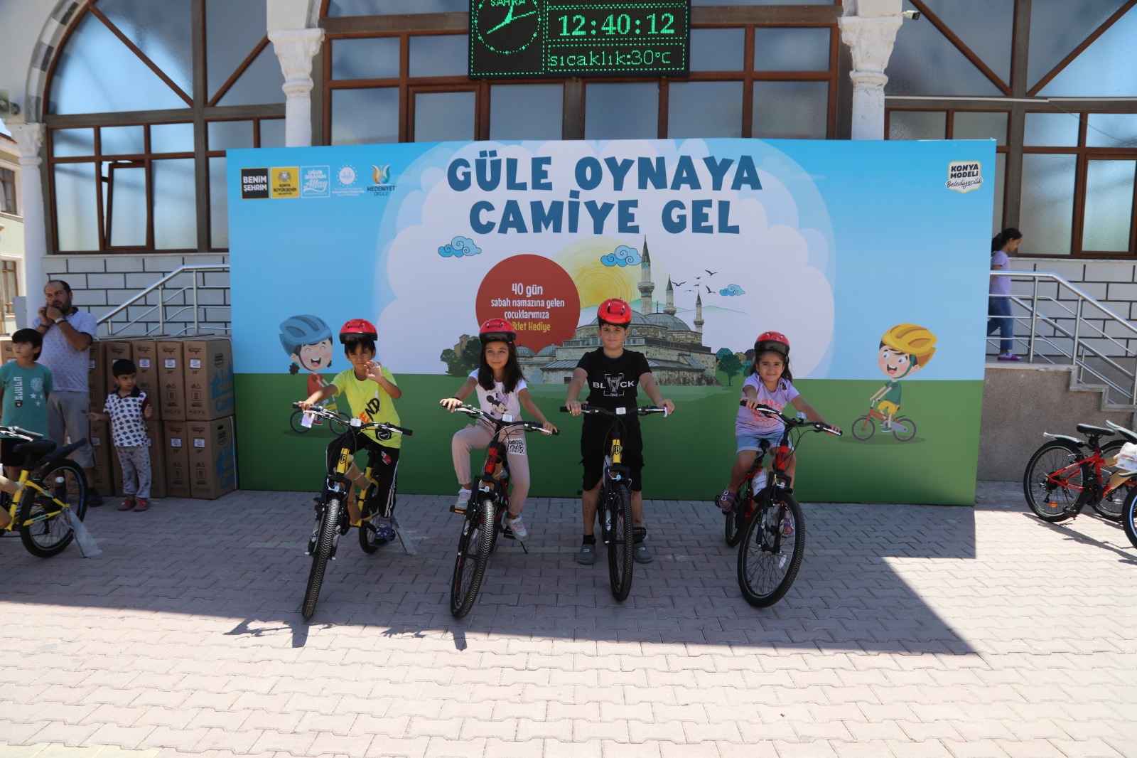"GÜLE OYNAYA CAMİYE GEL PROJESİ"NE KAYITLAR BAŞLIYOR