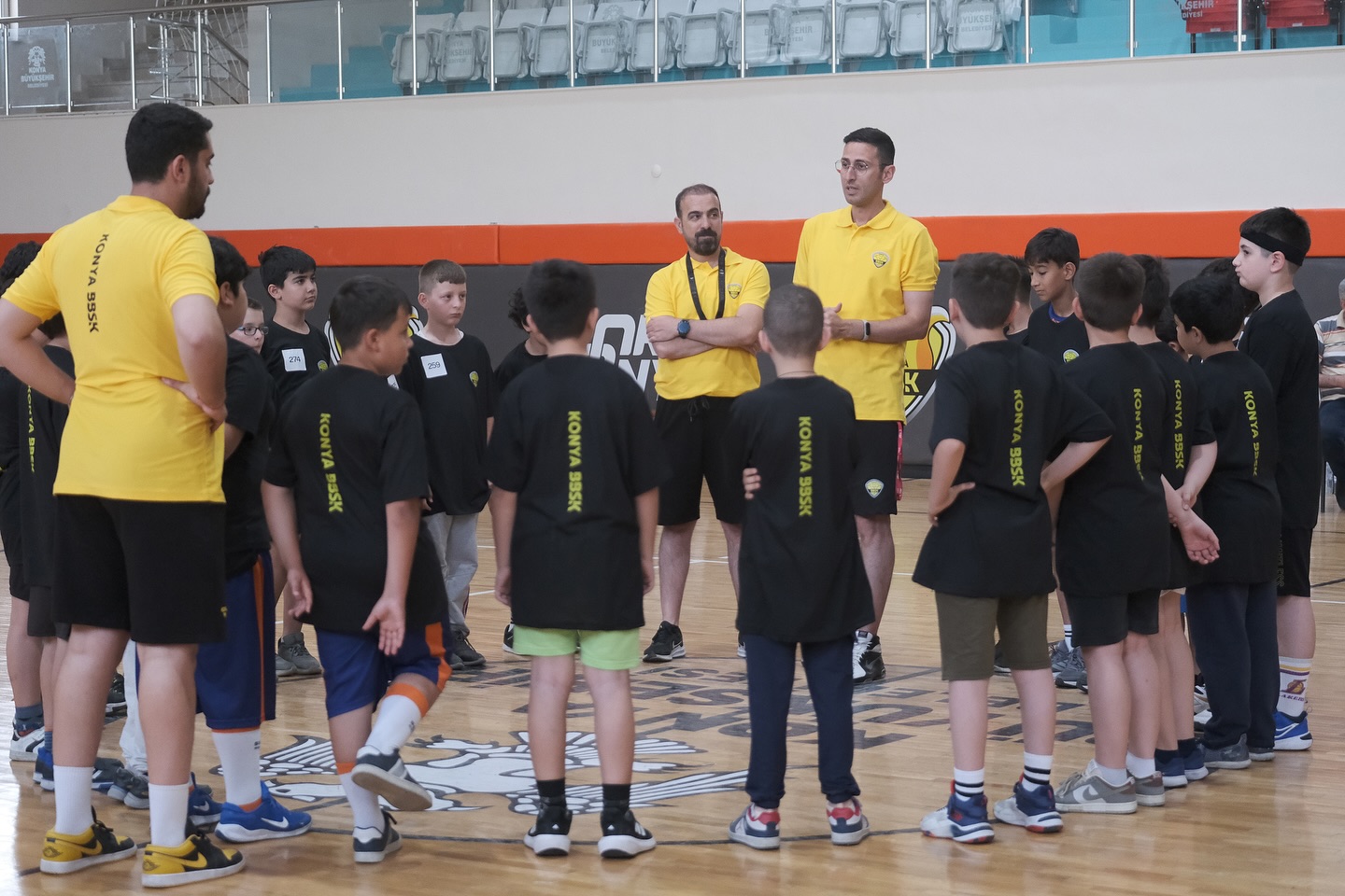 BÜYÜKŞEHİR’İN BASKETBOL ALTYAPI SEÇMELERİ BÜYÜK İLGİ GÖRDÜ