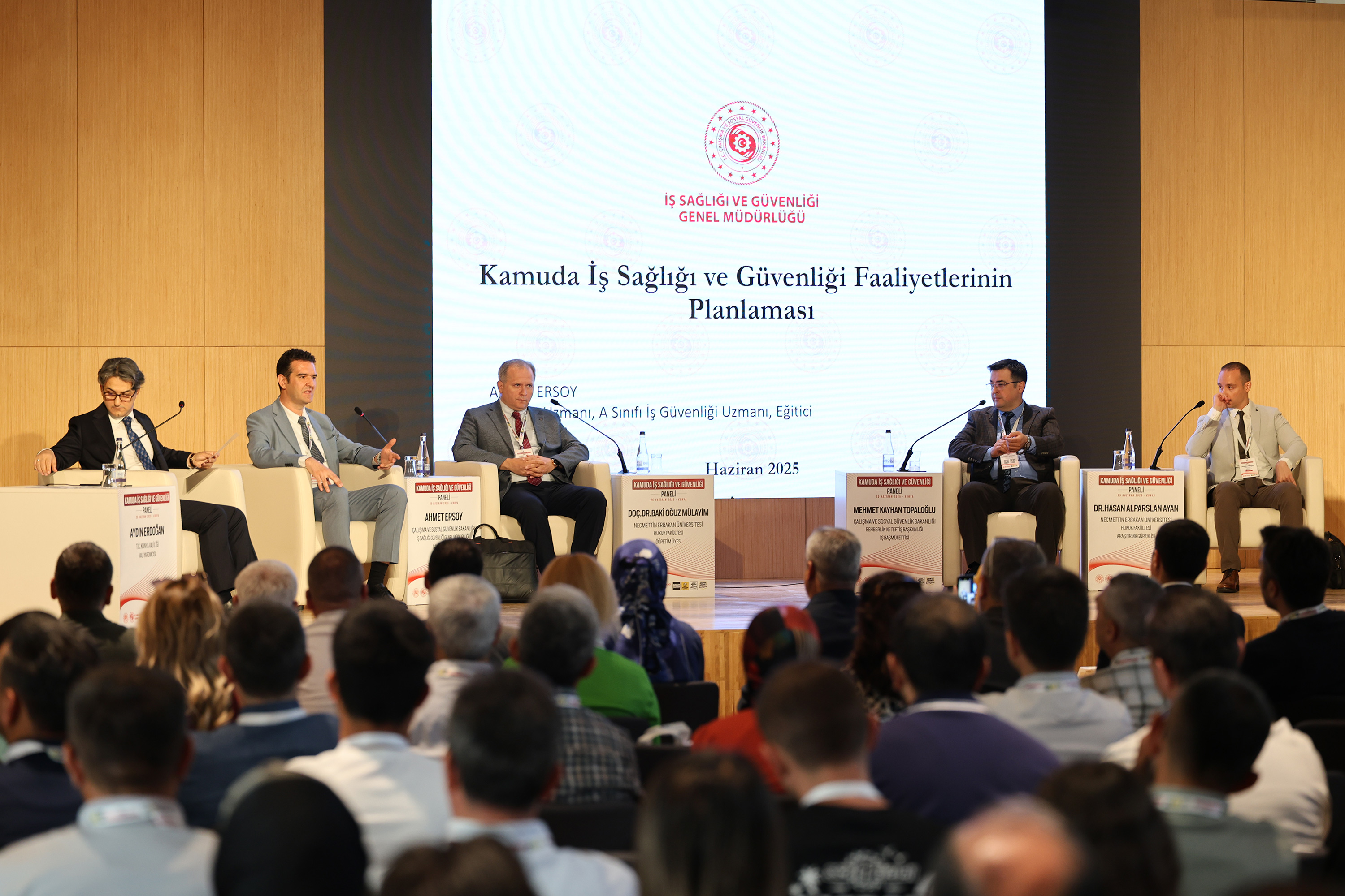 KONYA BÜYÜKŞEHİR “KAMUDA İŞ SAĞLIĞI VE GÜVENLİĞİ PANELİ”NE EV SAHİPLİĞİ YAPTI