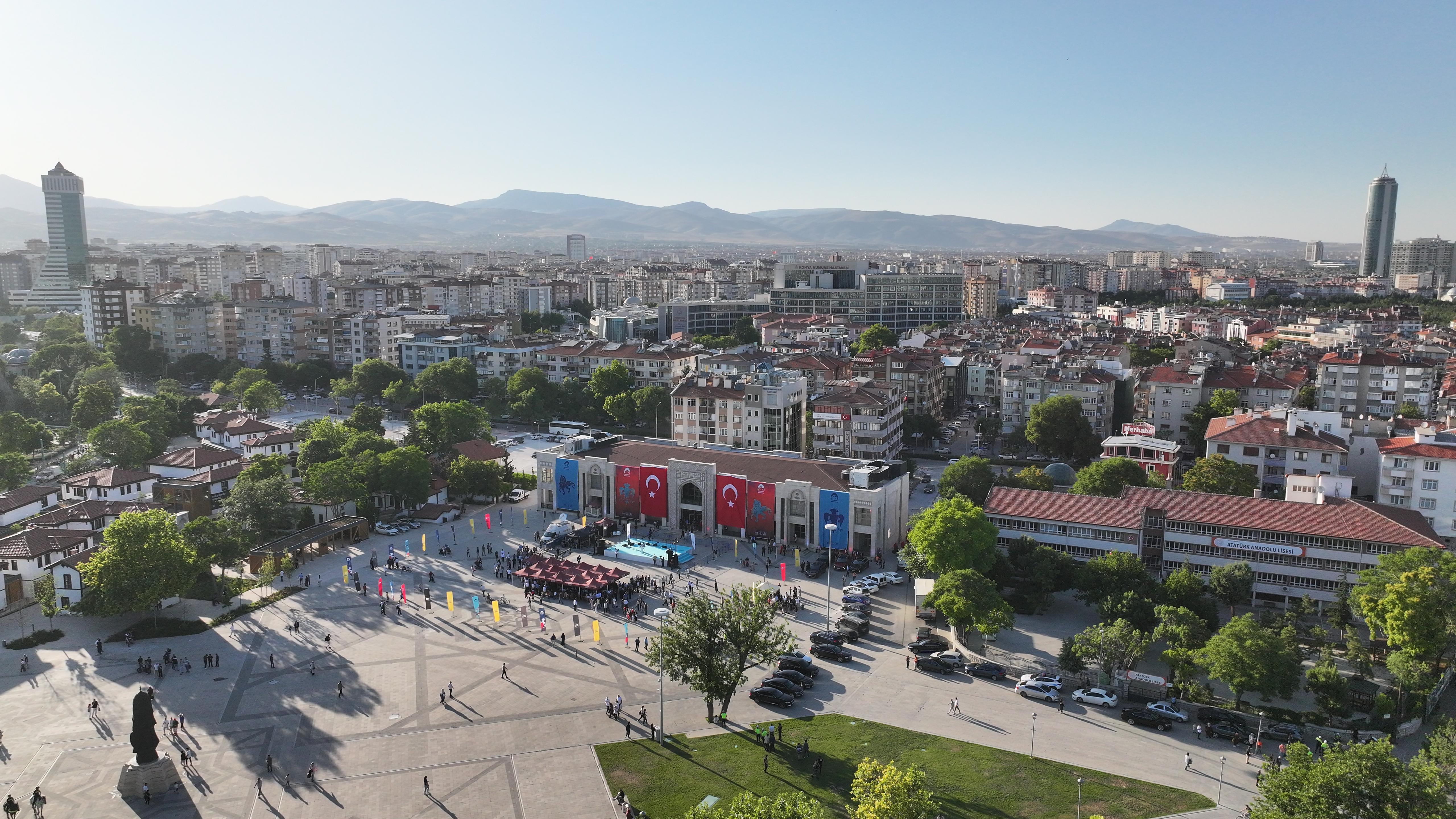KONYA’NIN DARÜLMÜLK OLUŞUNUN 928. YIL DÖNÜMÜ BÜYÜK BİR COŞKUYLA KUTLANDI