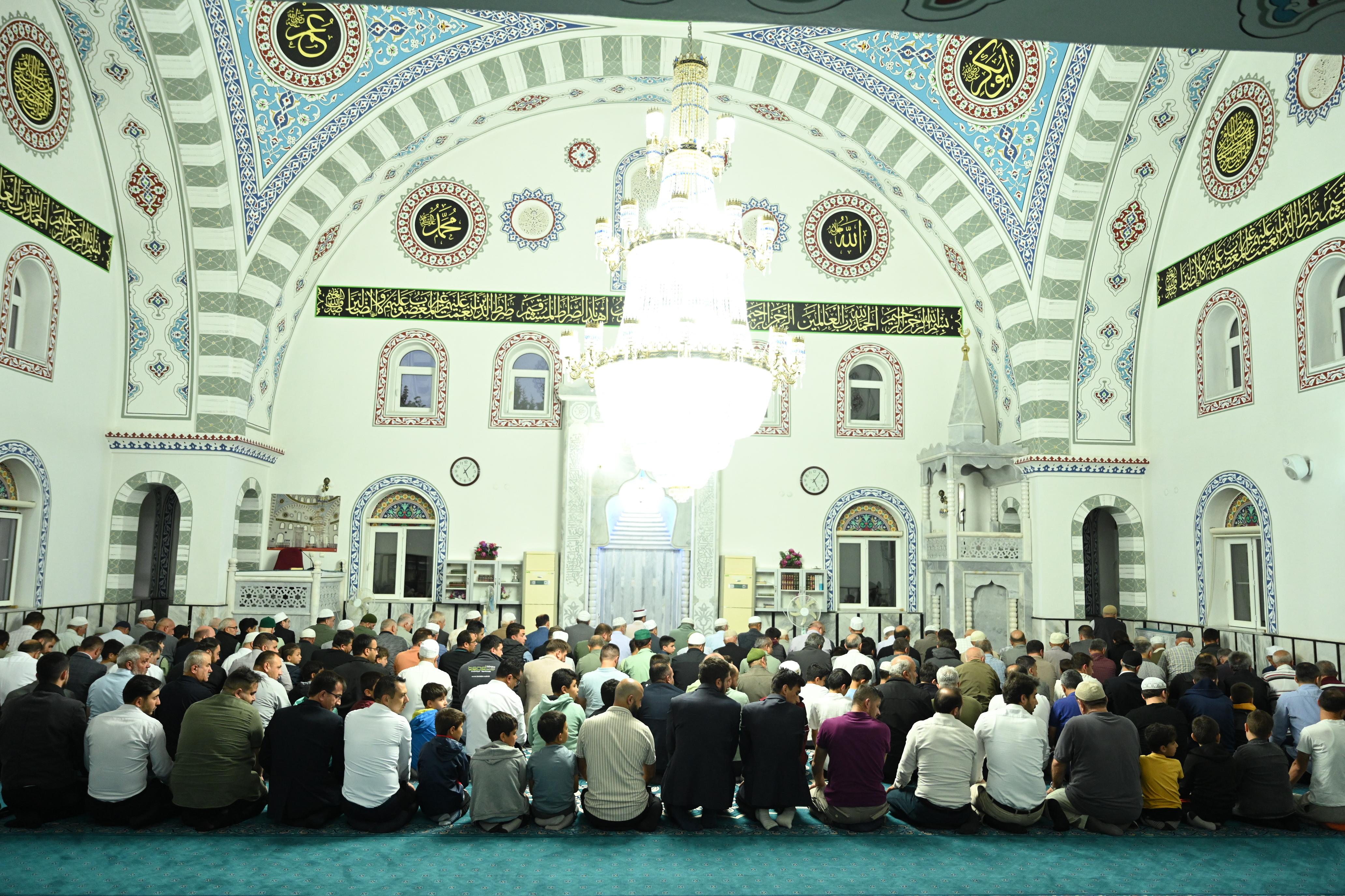 BAŞKAN ALTAY: “AMACIMIZ ÇOCUKLARIN CAMİYLE, NAMAZLA TANIŞMASINI SAĞLAMAK”