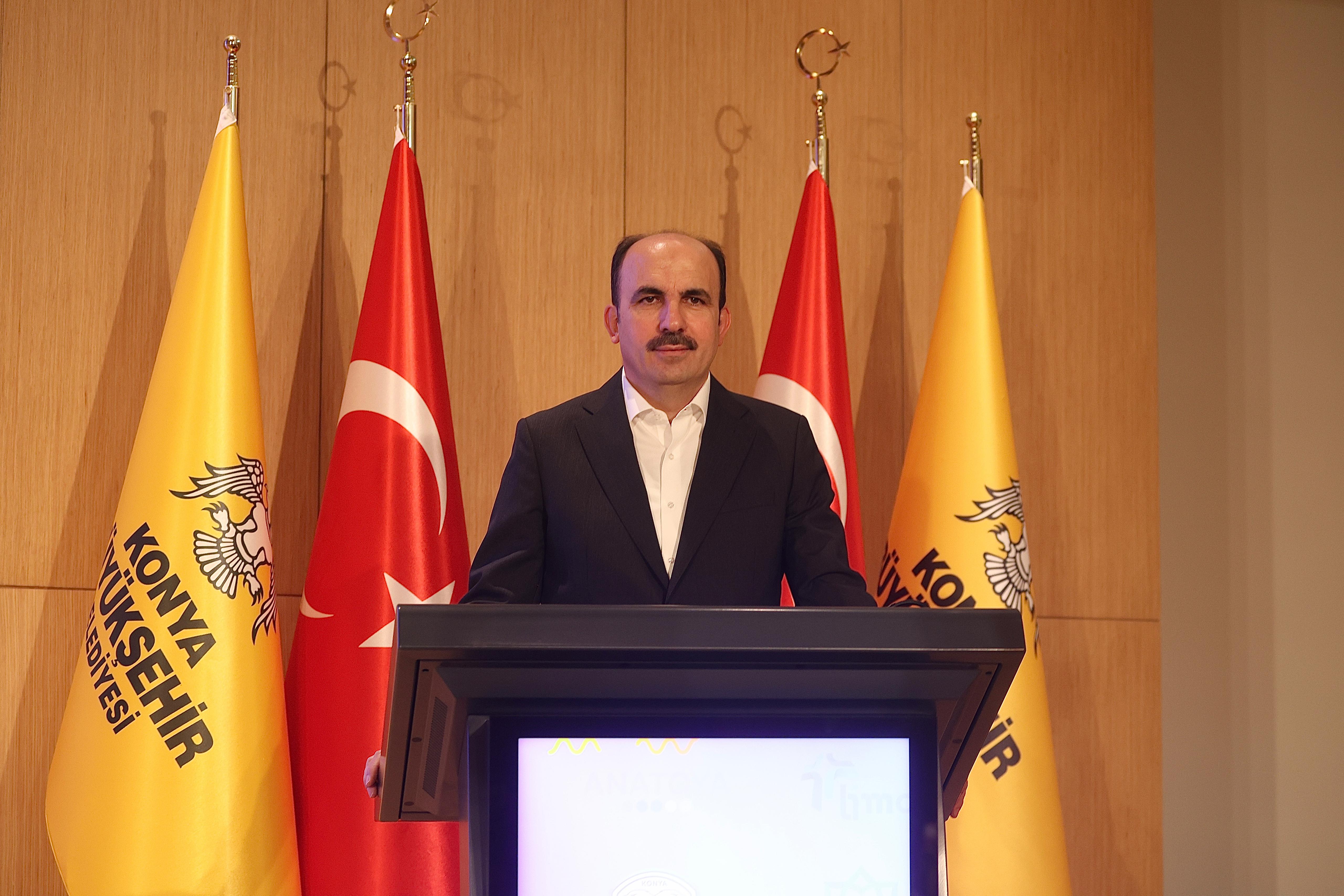 BAŞKAN ALTAY GENÇLERE YÖNELİK FAALİYETLERİ VE “YAZ SENİNLE GÜZEL” ETKİNLİKLERİNİ ANLATTI