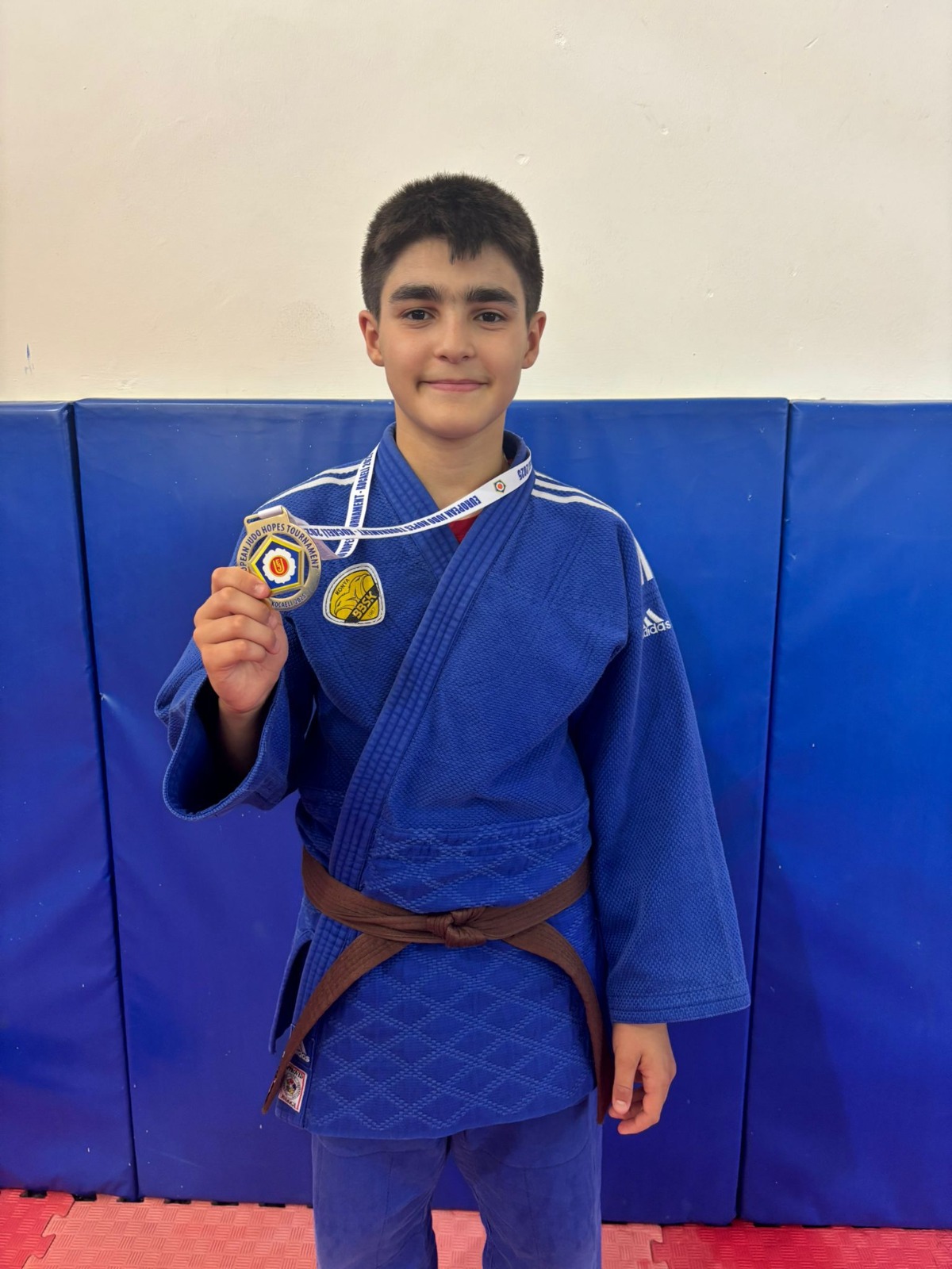 BÜYÜKŞEHİR BELEDİYESPOR’DAN JUDO’DA TARİHİ BAŞARI