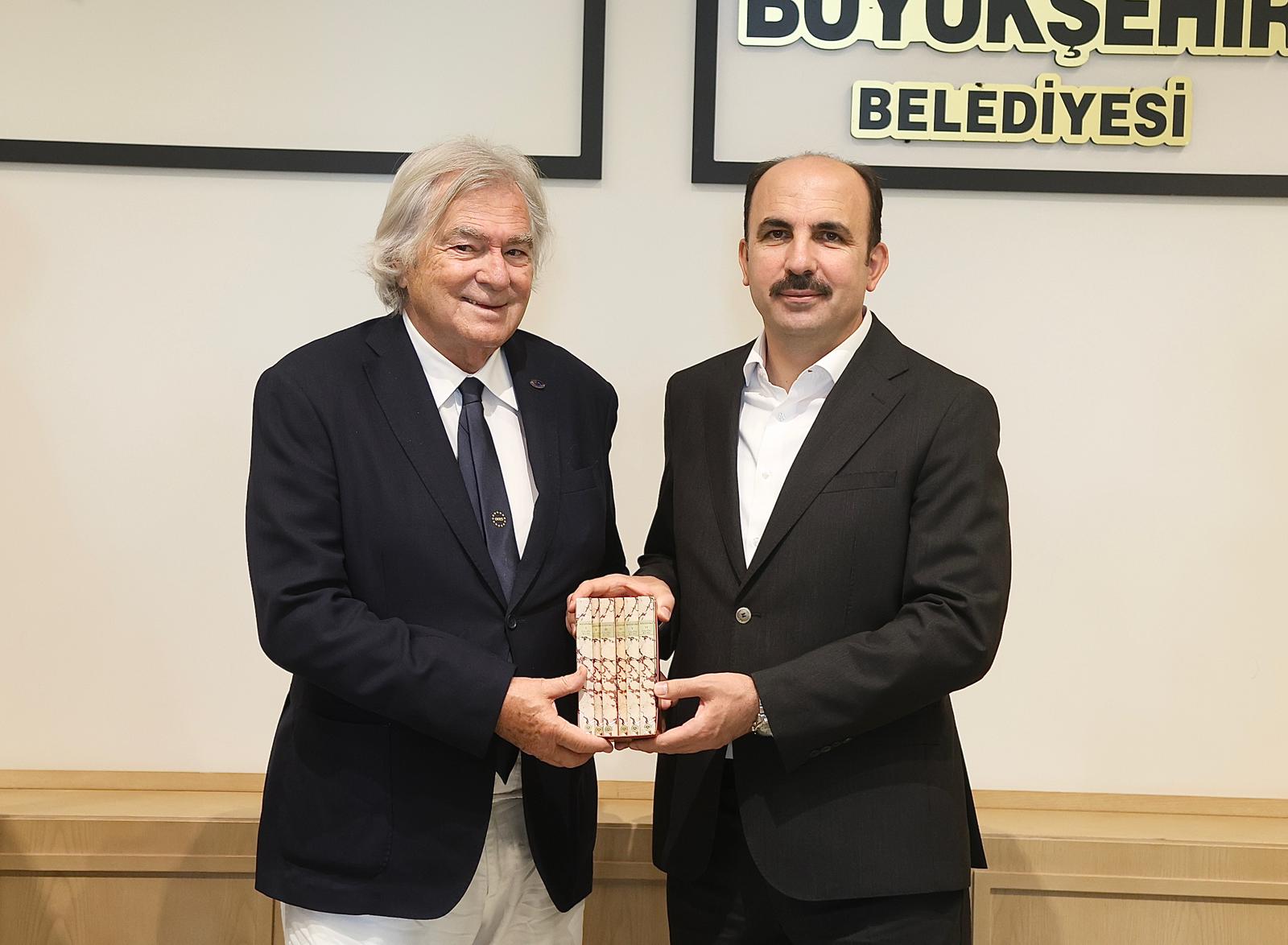 BAŞKAN ALTAY ACES HEYETİNE KONYA’NIN ÖRNEK BİSİKLET YATIRIMLARINI ANLATTI