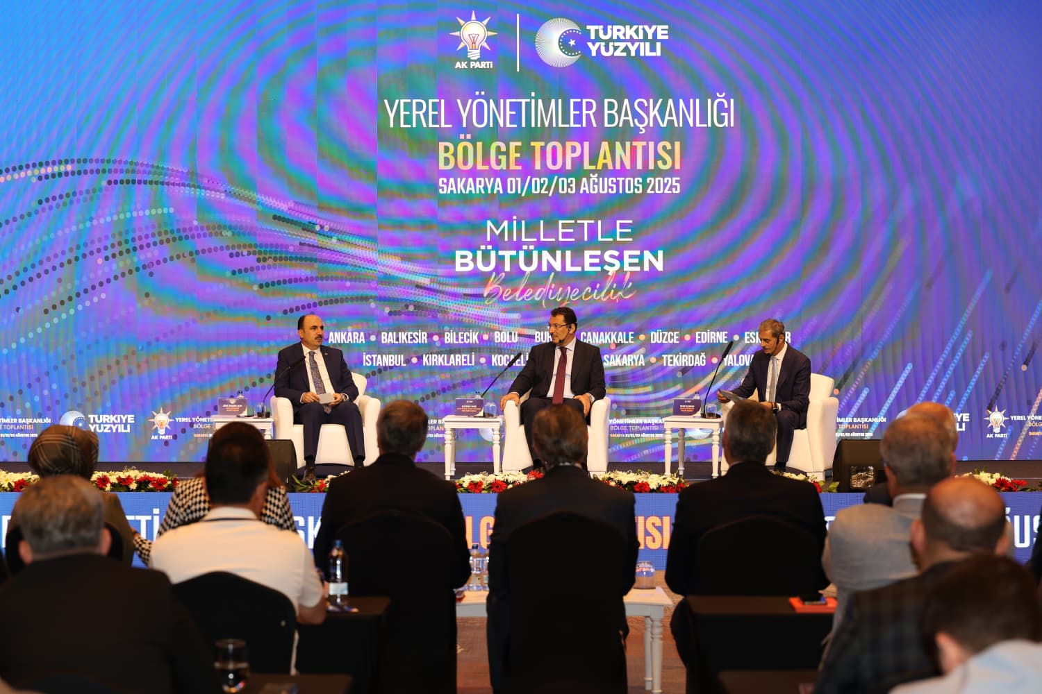 BAŞKAN ALTAY BELEDİYE BAŞKANLARINA KONYA MODELİ BELEDİYECİLİĞİ ANLATTI