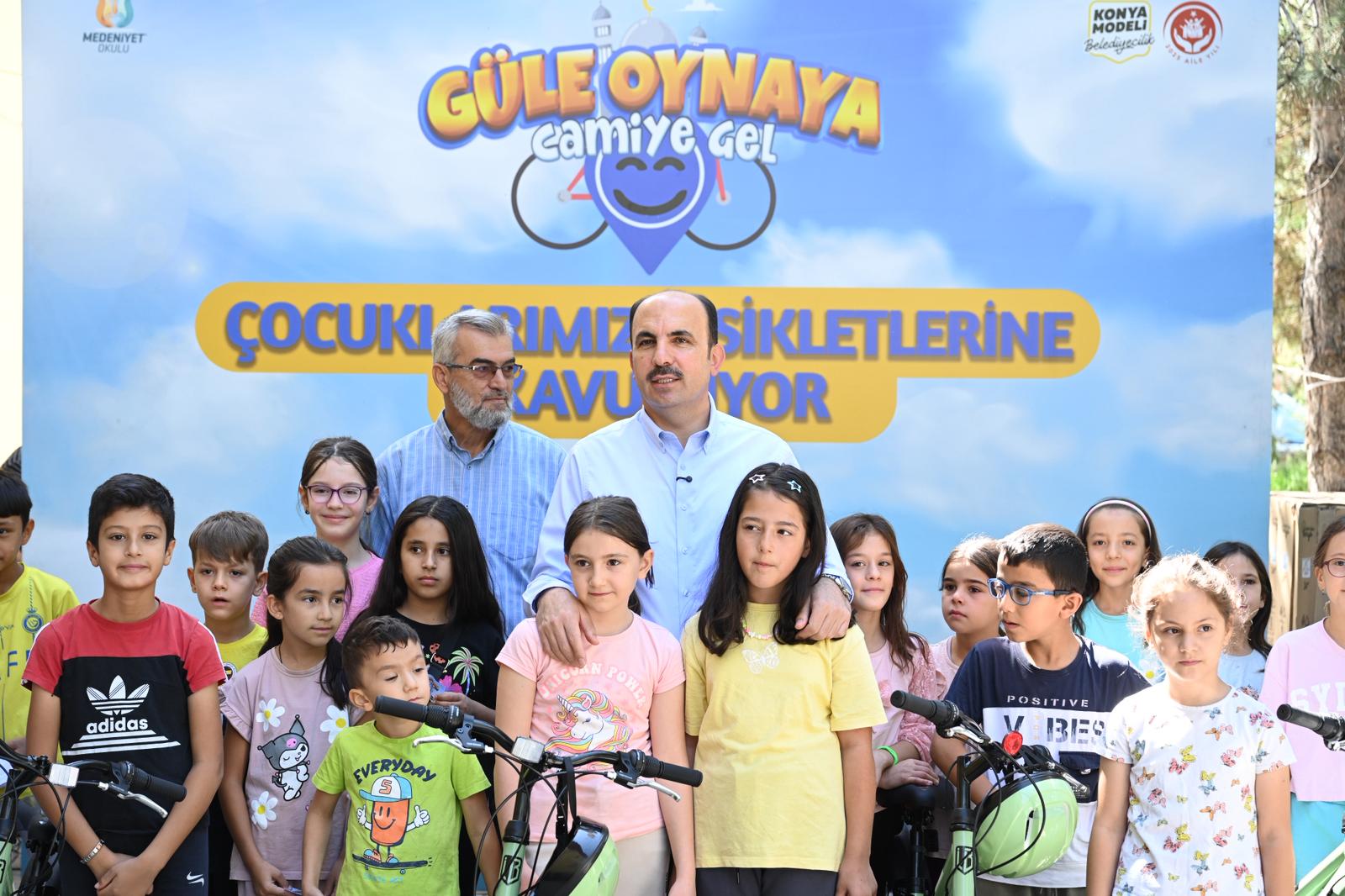 BAŞKAN ALTAY: “GÜLE OYNAYA CAMİYE GEL PROJESİ’NDE 12 BİNDEN FAZLA ÇOCUK BİSİKLETLERİNE KAVUŞTU”