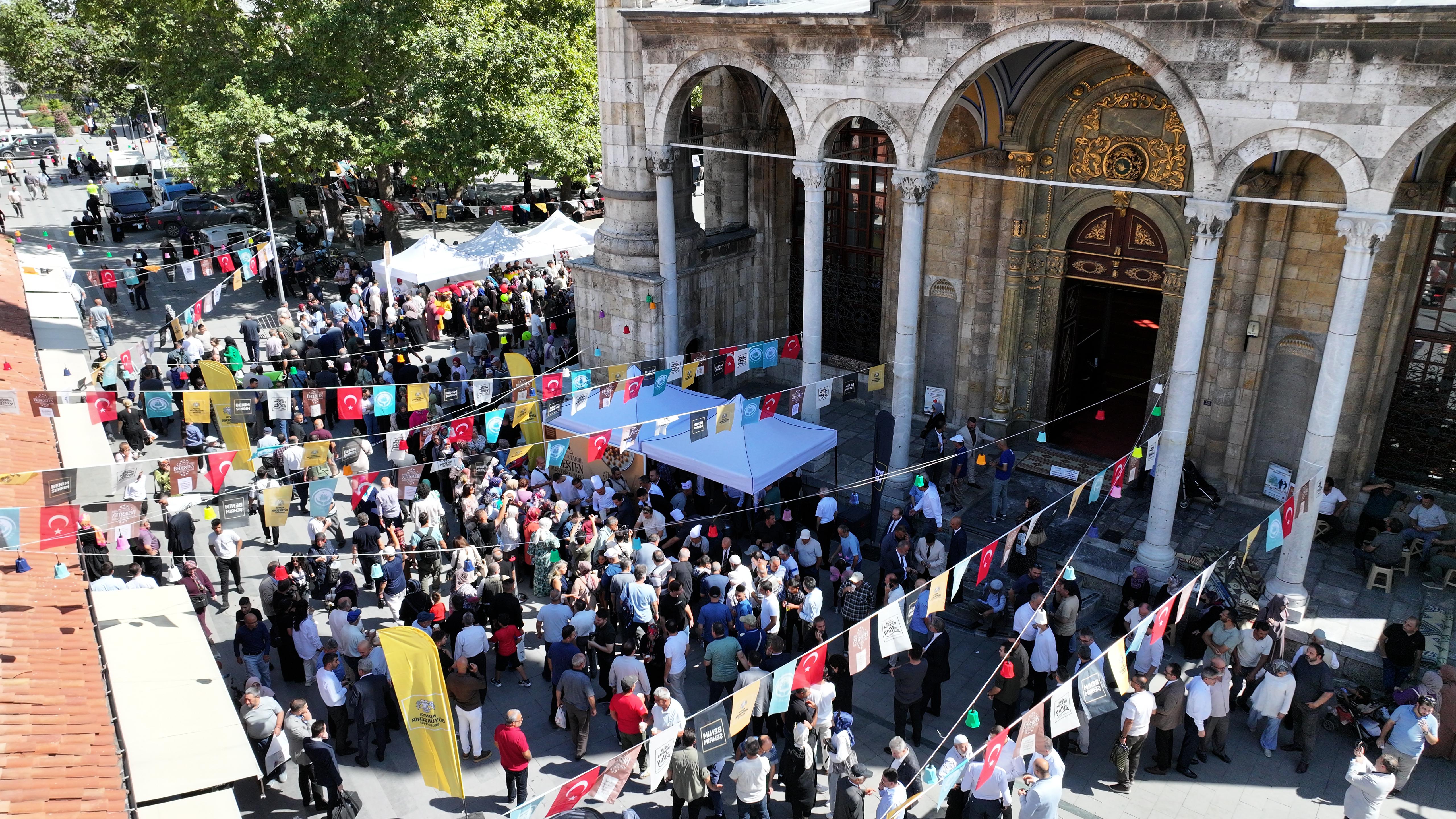 4. TARİHİ BEDESTEN ALIŞVERİŞ GÜNLERİ BAŞLADI