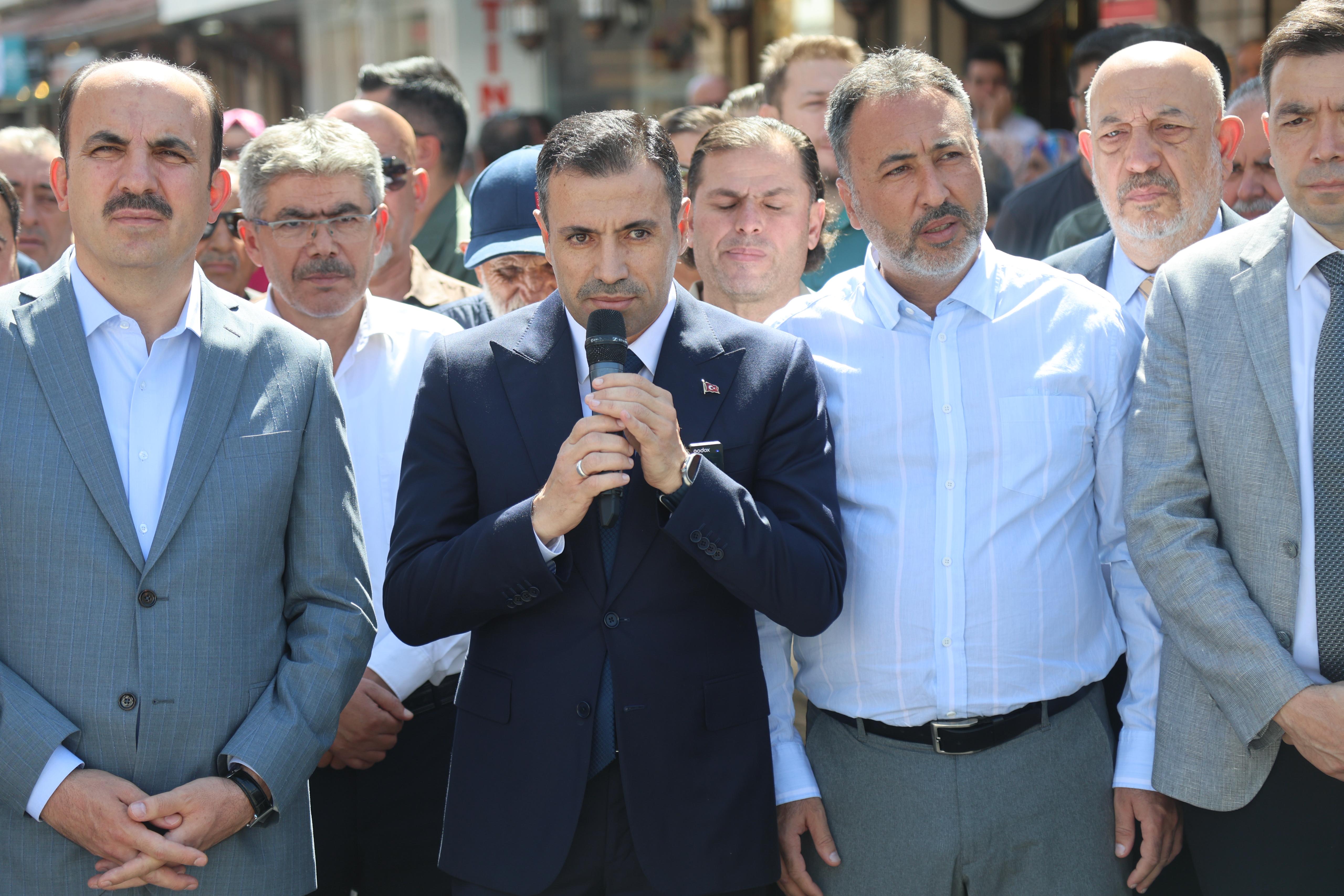 4. TARİHİ BEDESTEN ALIŞVERİŞ GÜNLERİ BAŞLADI