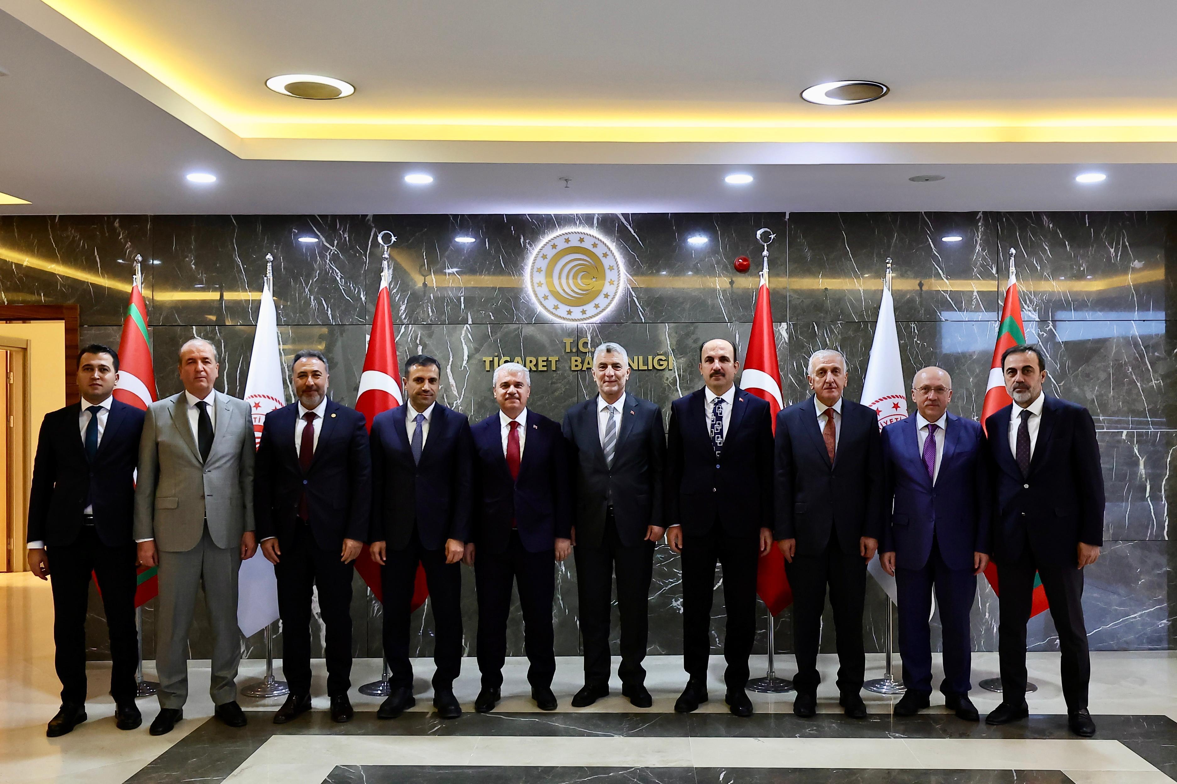 KONYA HEYETİ ANKARA’DA BAKANLARLA YATIRIMLARI VE PROJELERİ İSTİŞARE ETTİ