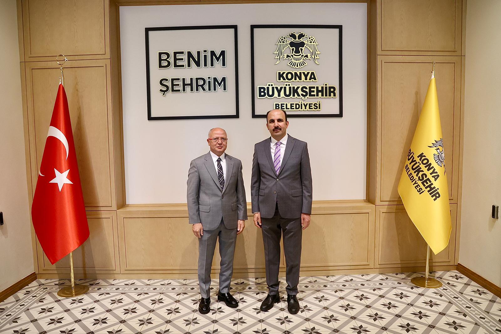 BAŞKAN ALTAY BURSALI BELEDİYE BAŞKANLARINA KONYA MODELİ BELEDİYECİLİK ÇALIŞMALARINI ANLATTI