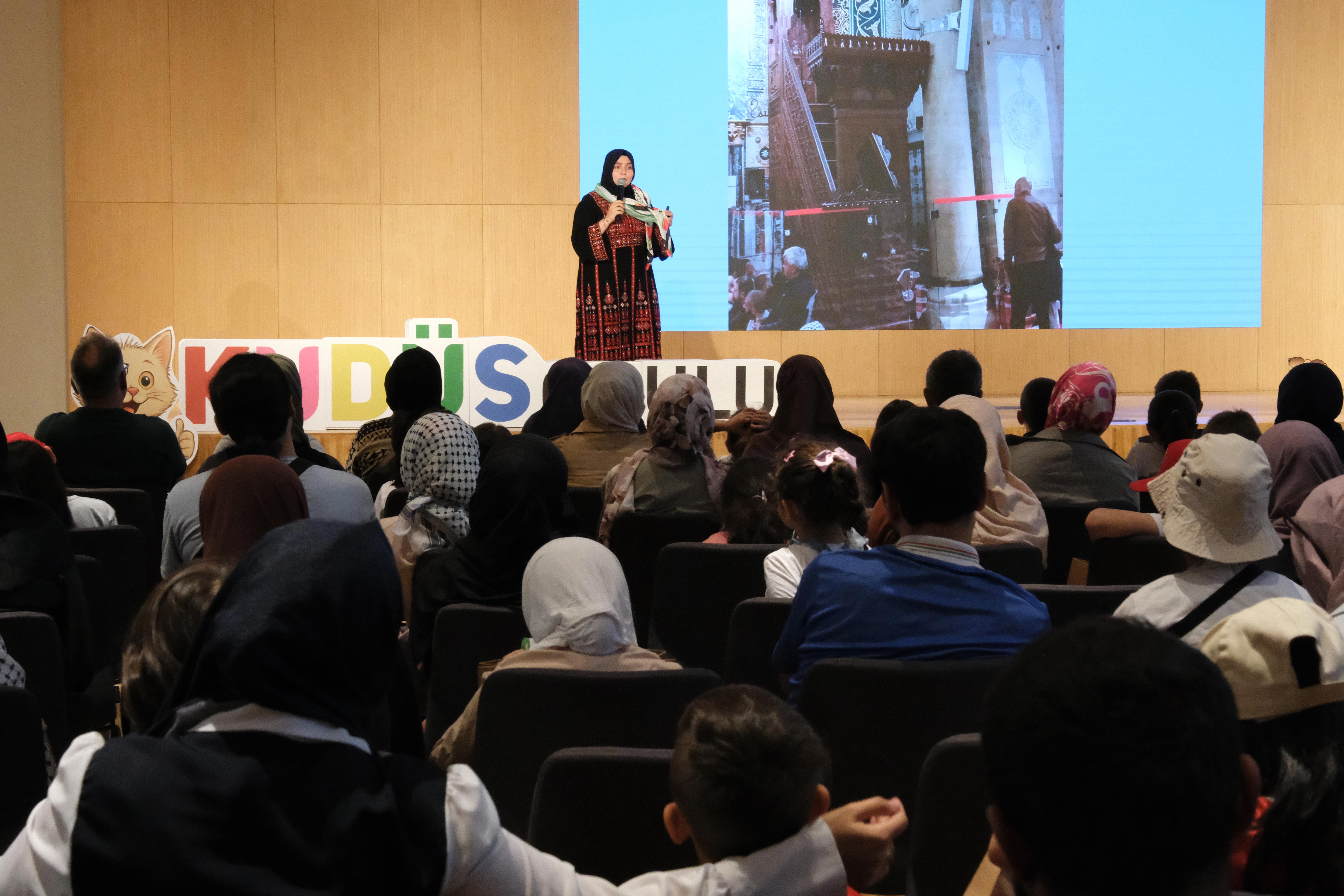 KUDÜS OKULU YENİ DÖNEMDE DE ÇOCUKLARA FİLİSTİN BİLİNCİ KAZANDIRMAYA DEVAM EDECEK