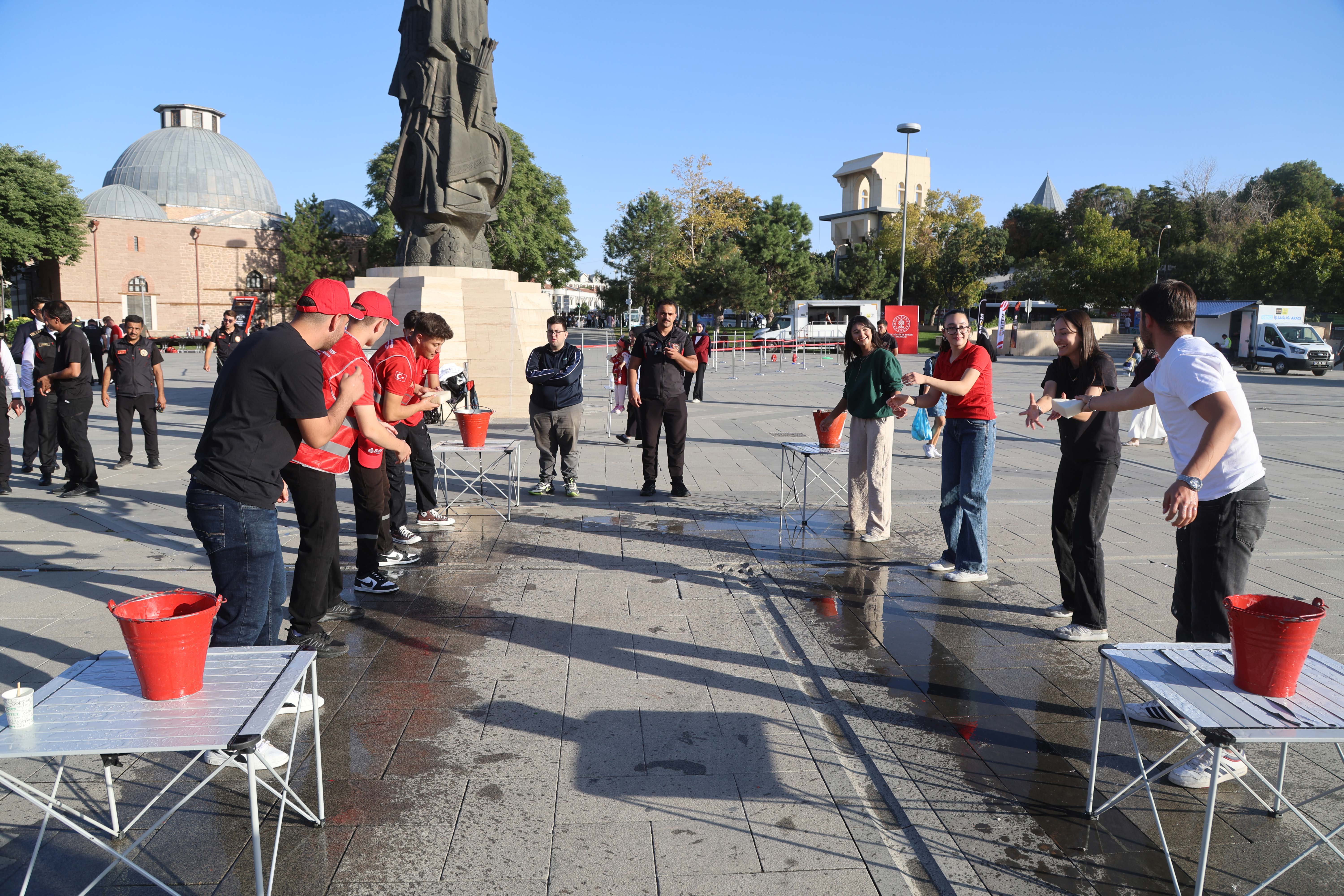 KONYA BÜYÜKŞEHİR’DEN İTFAİYE HAFTASI’NDA “FARKINDALIK” ETKİNLİĞİ