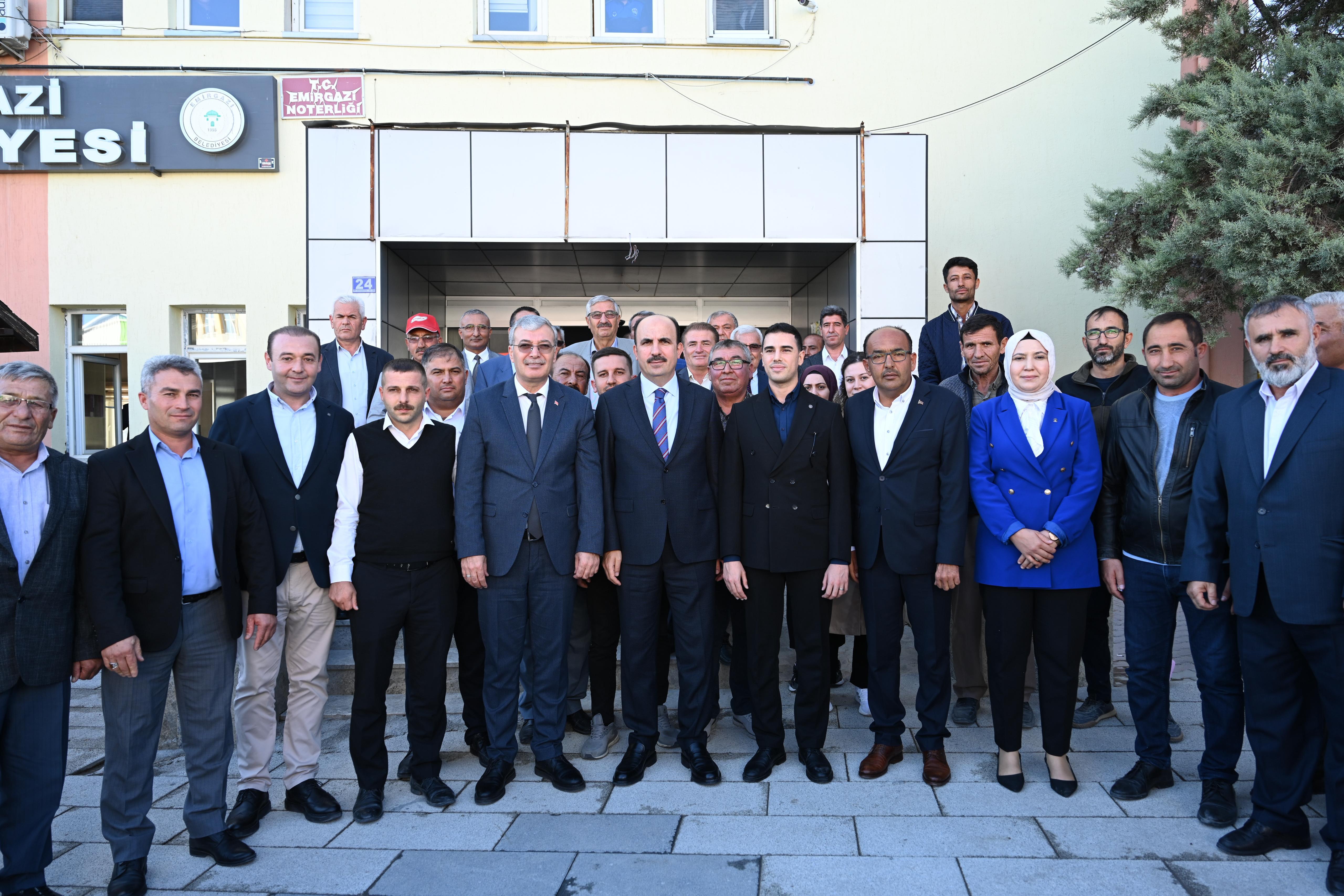 BAŞKAN ALTAY HALKAPINAR VE EMİRGAZİ’DE VATANDAŞLARLA BULUŞTU
