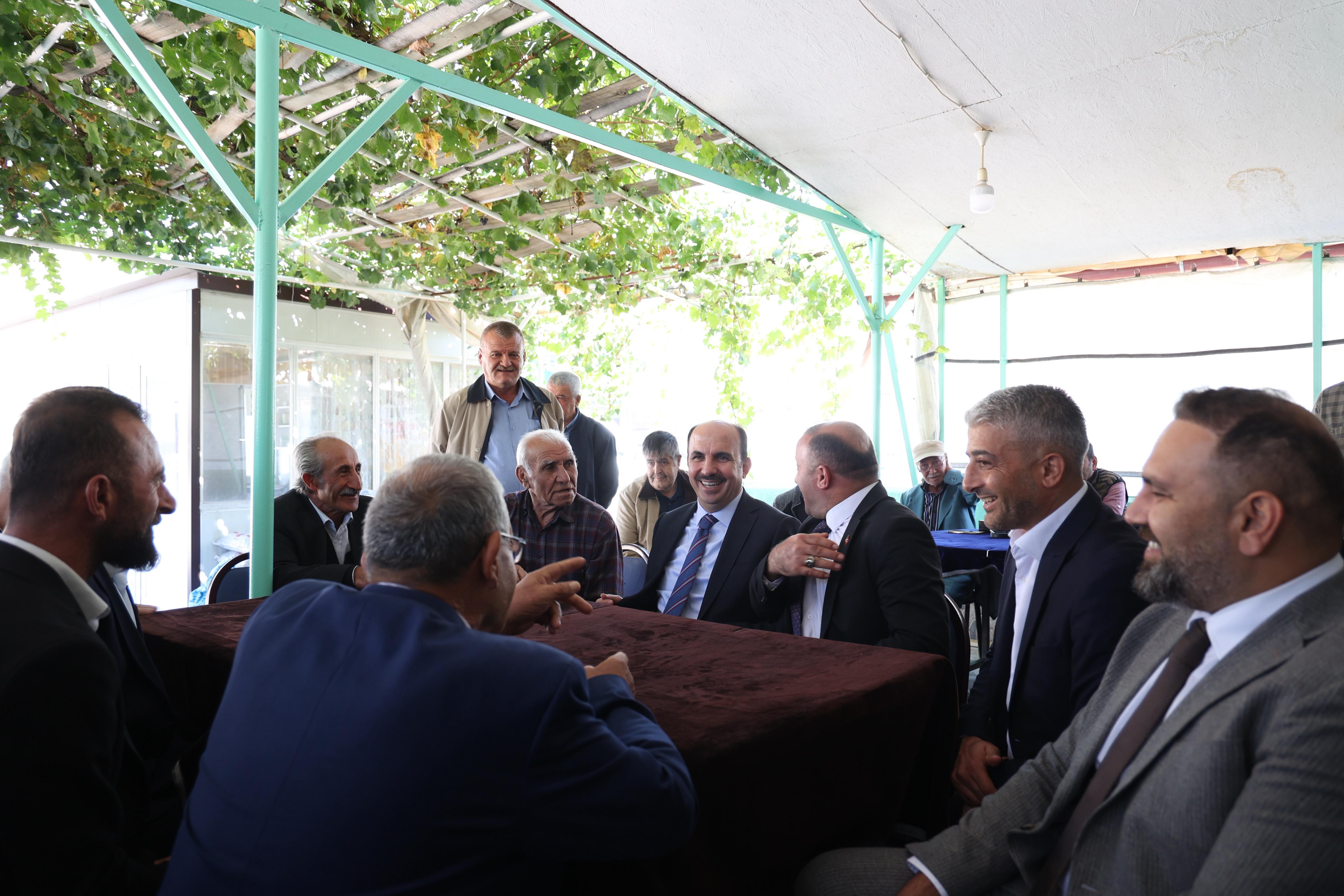 BAŞKAN ALTAY HALKAPINAR VE EMİRGAZİ’DE VATANDAŞLARLA BULUŞTU