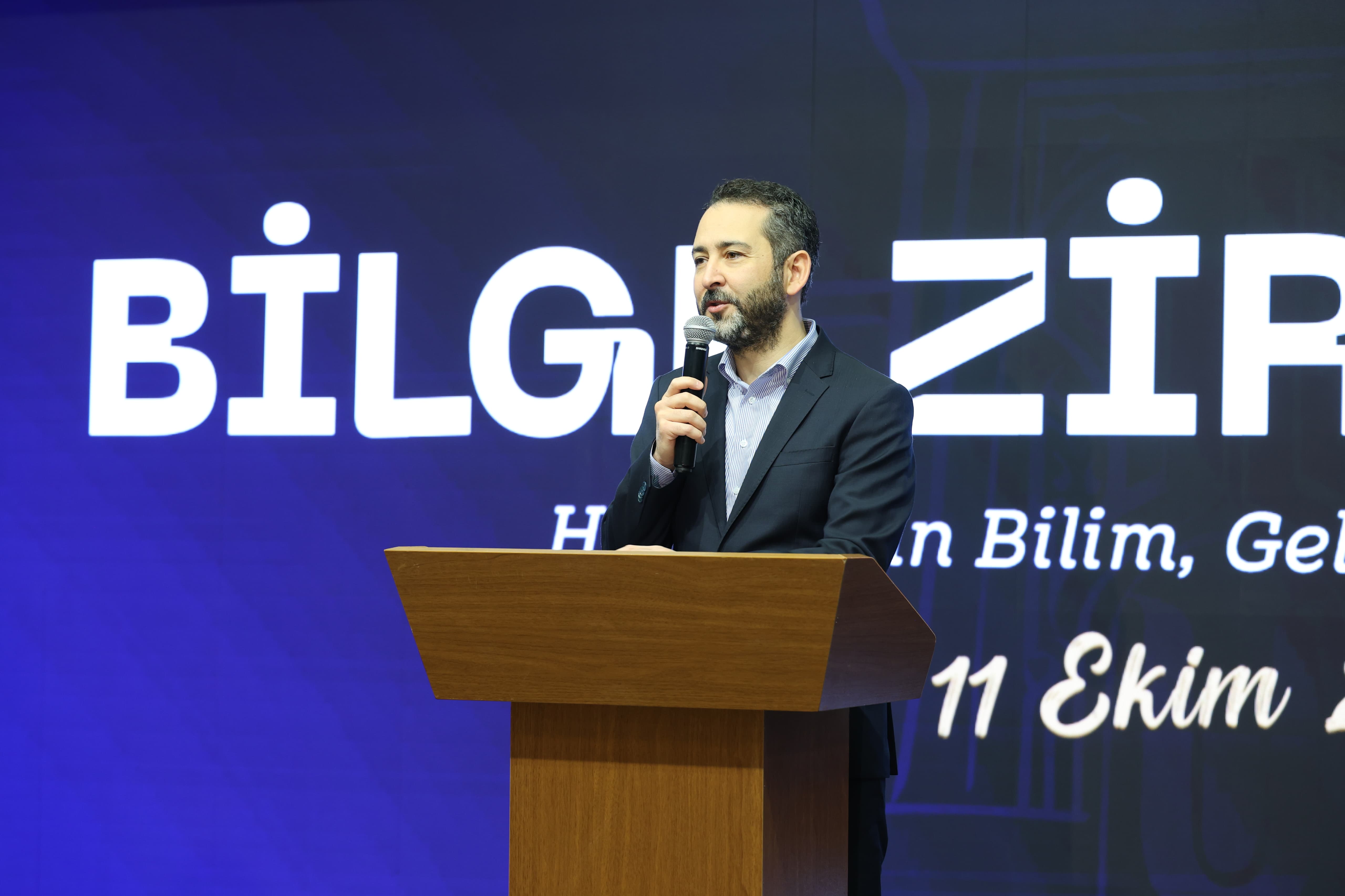 KONYA BÜYÜKŞEHİR “ULUSLARARASI BİLİMUM GELECEĞİN EĞİTİMİ ZİRVESİ”NE EV SAHİPLİĞİ YAPTI