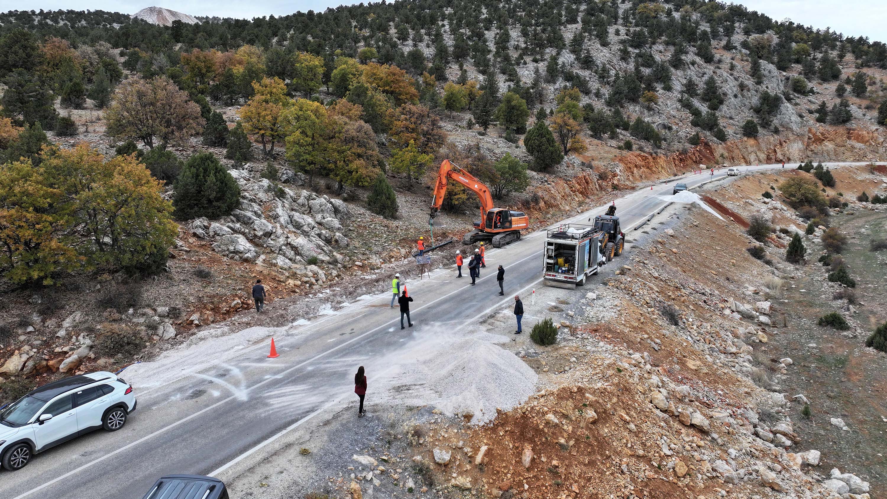 MİLLETVEKİLİ ÖZER VE BAŞKAN ALTAY 38 MAHALLENİN SU SORUNUNU ÇÖZECEK PROJEYİ İNCELEDİ